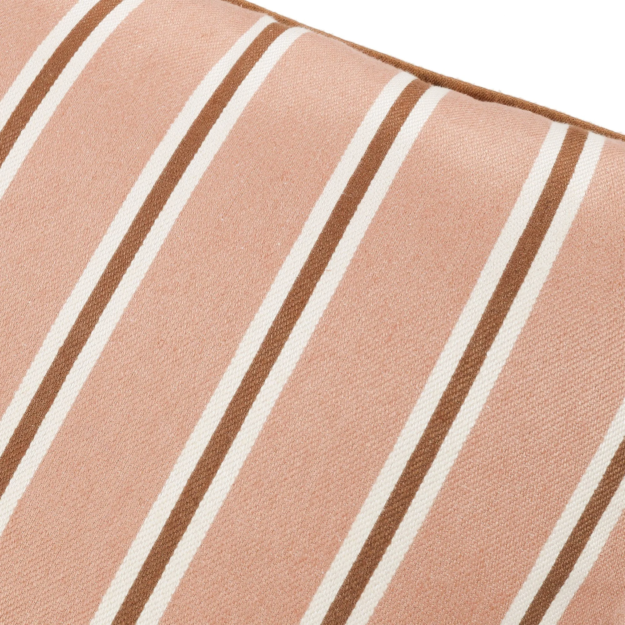 Romo Tiva Tuscan Pink cushion, 50 × 50 cm, close-up of the fabric
