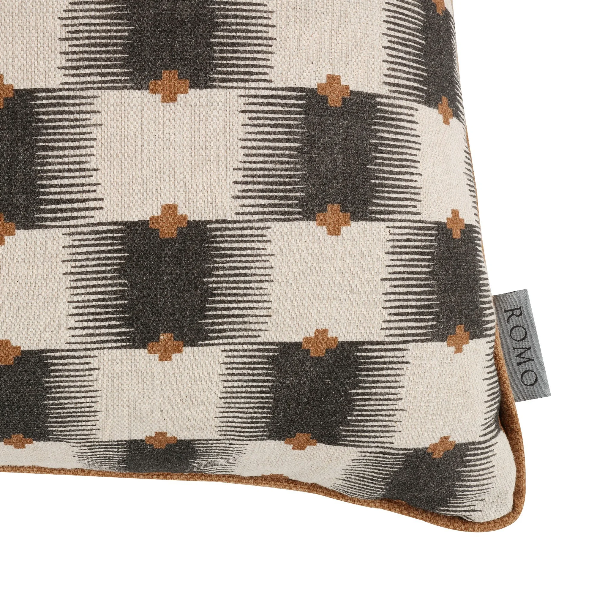 Romo Ziri Chia cushion, 50 × 30 cm, corner detail