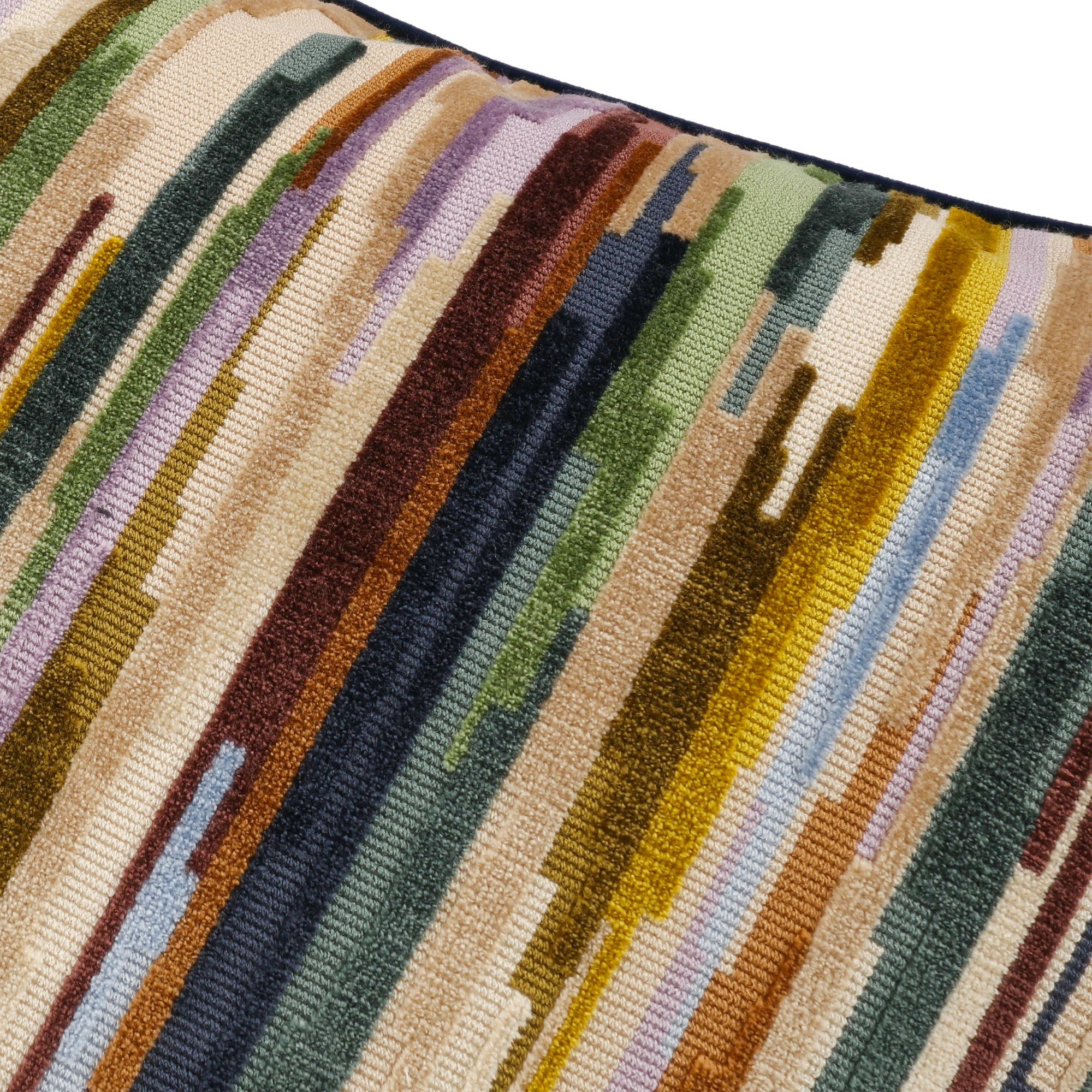 Romo Benito Fig cushion, 50 × 50 cm, close-up of the fabric