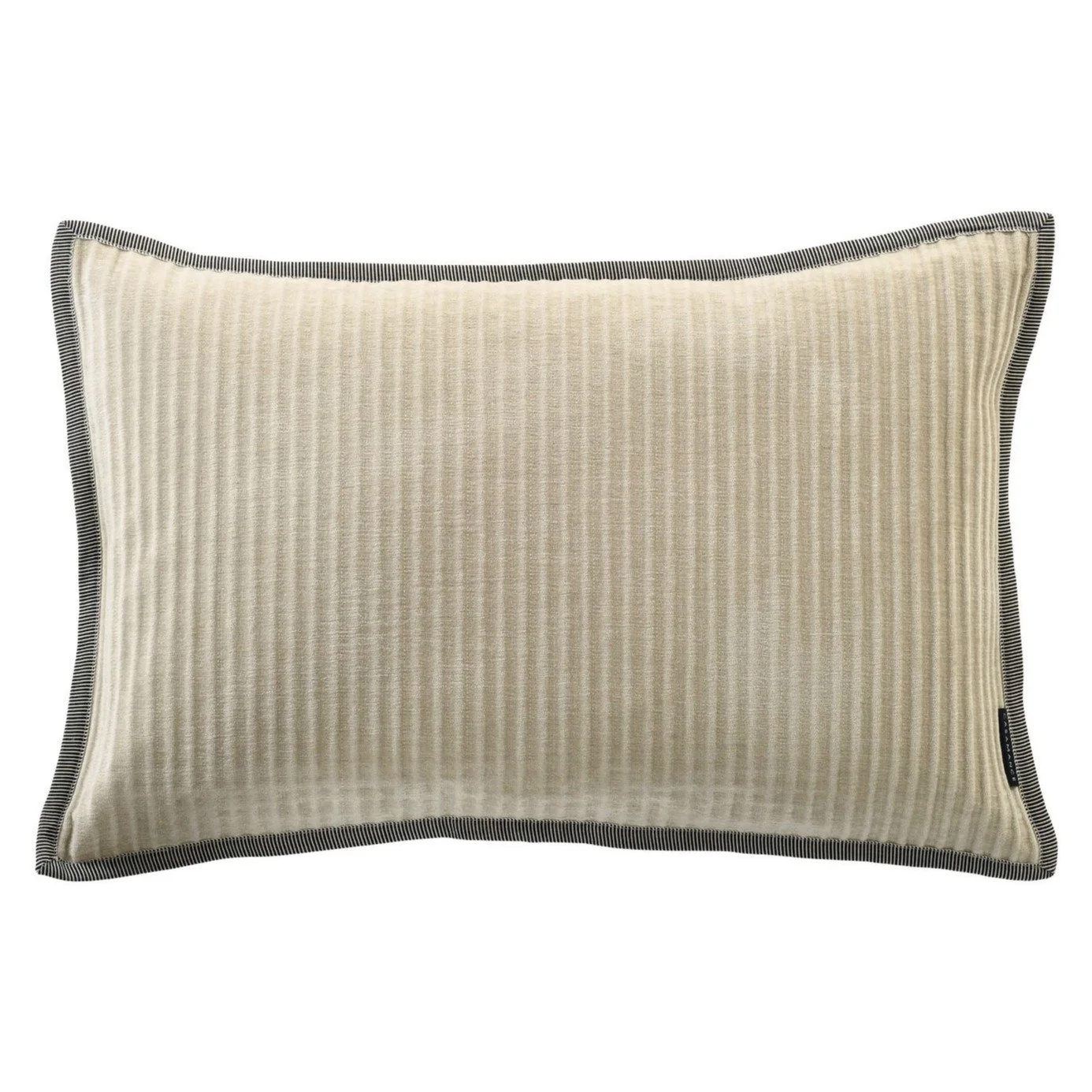 Opulence Cushion – Lin