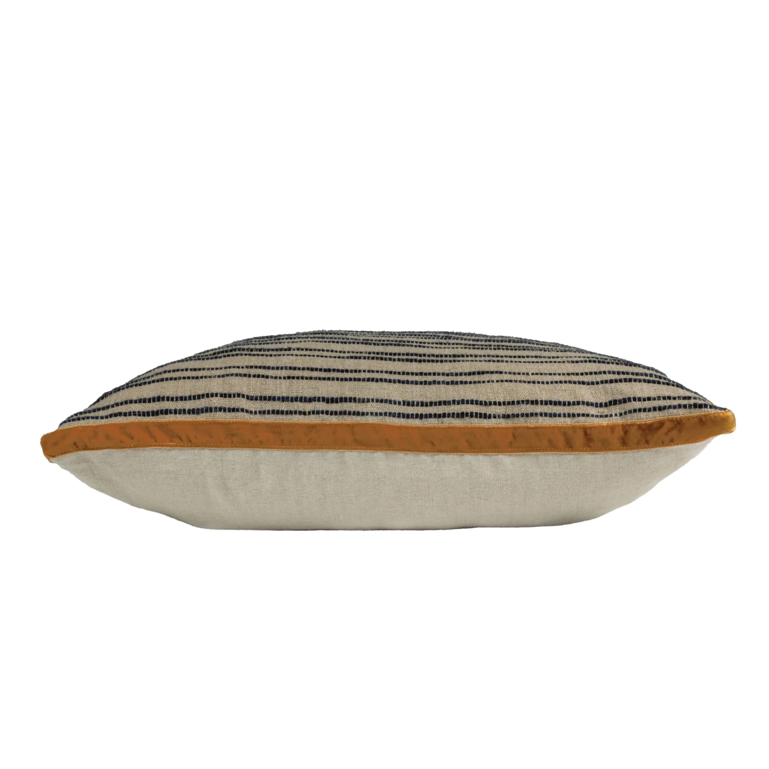 Horizontal stripe linen cushion Odea naturel noir side view
