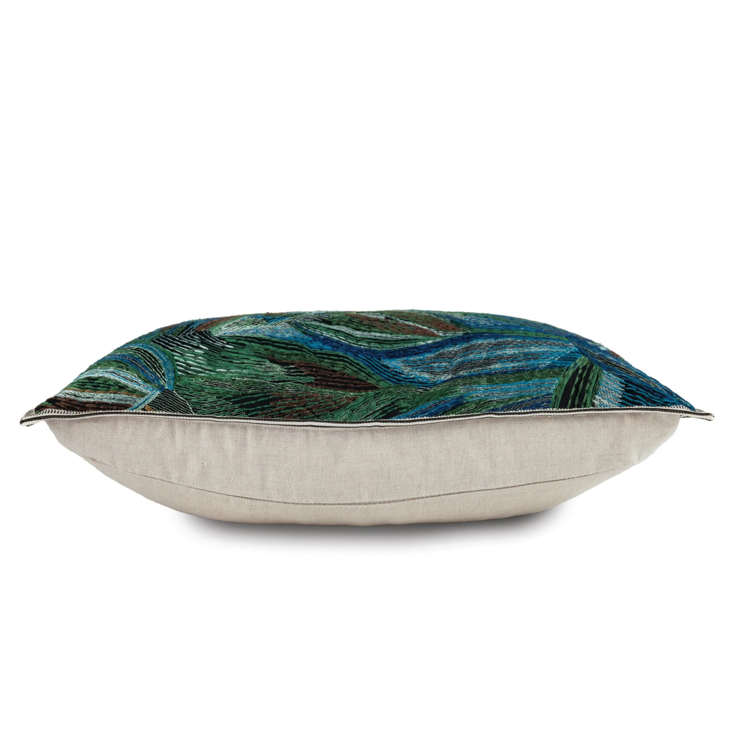 Casamance Iridis cushion side profile