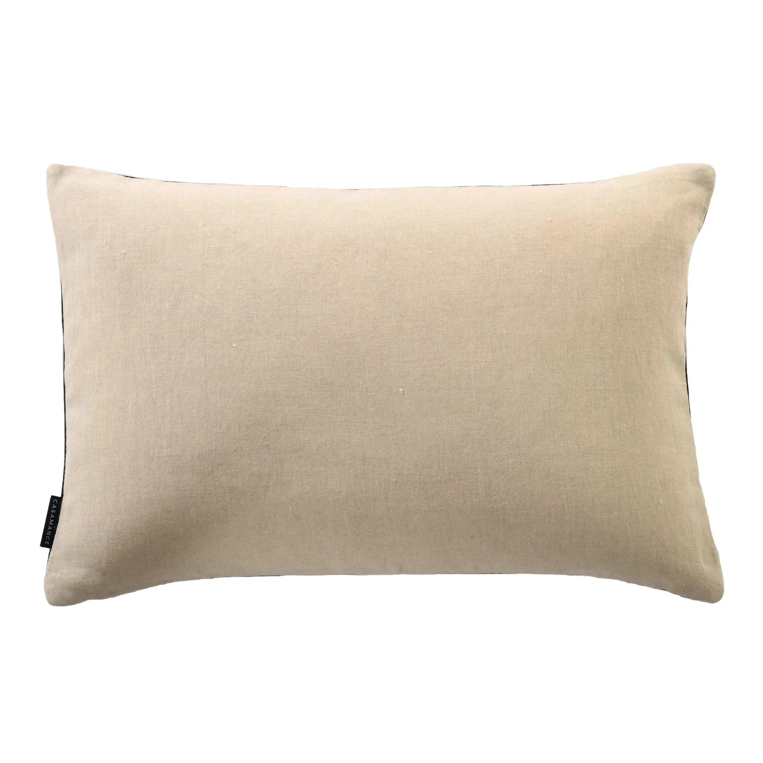 Natural linen reverse of the Maison Casamance Manade 40 × 60 cm cushion