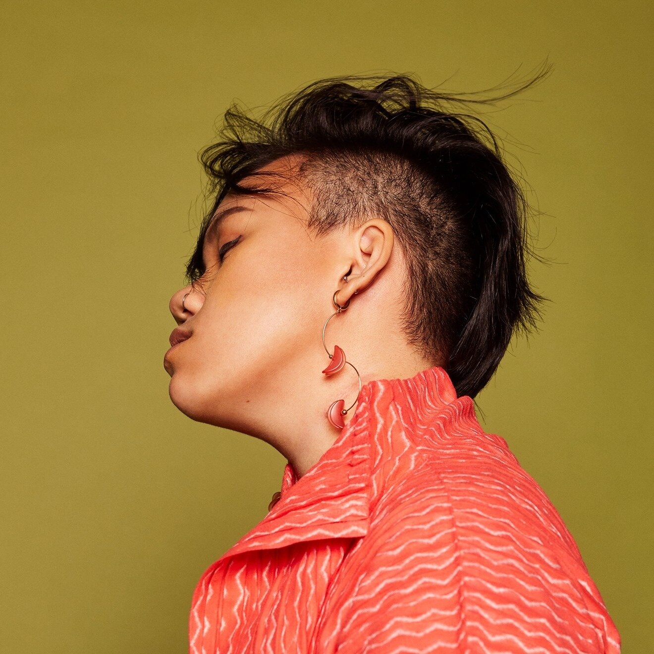 re:discovery (debut single)

Made for The Great Singapore Replay Season 2, re:discovery documents the journey to my roots- the curiosity and the fear.