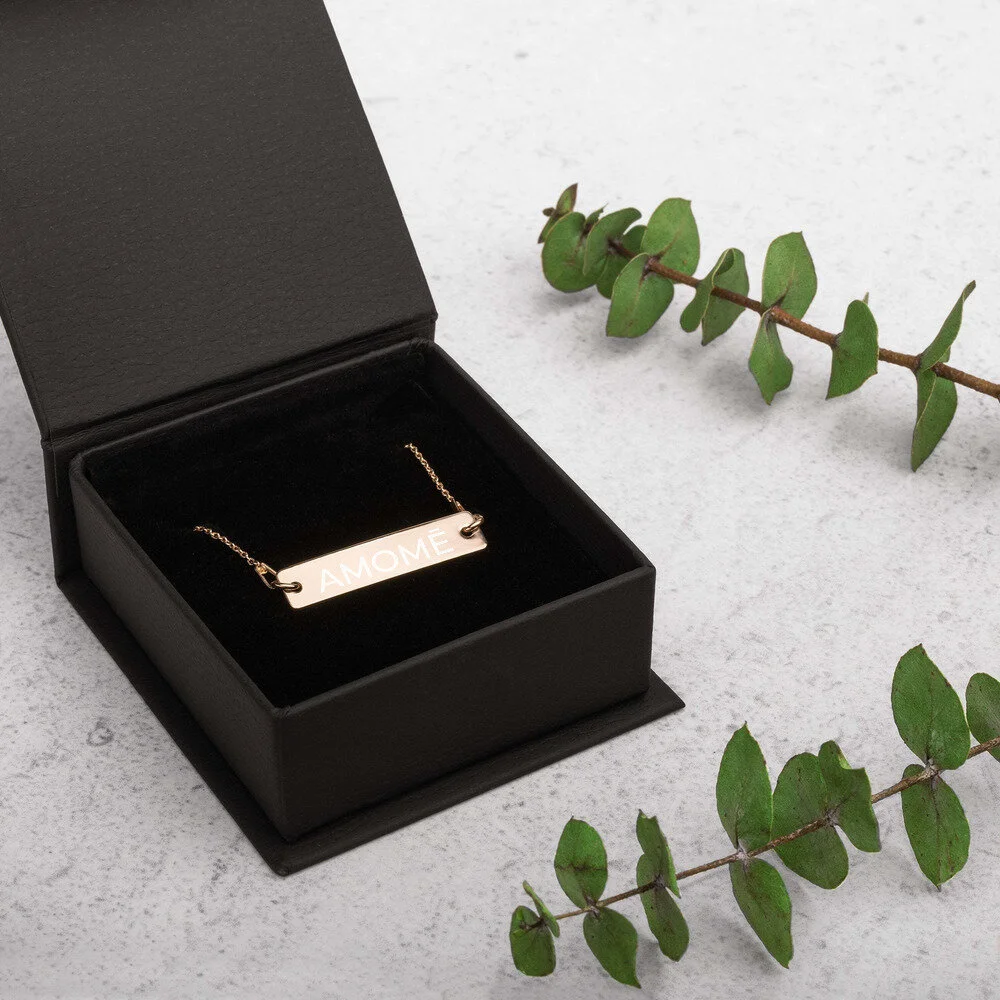 engraved-silver-bar-chain-necklace-18k-rose-gold-coating-lifestyle-1-6046a3f5a36bf.jpg