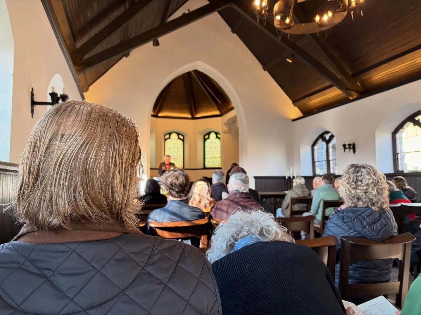Today, I stepped into the gorgeous Mead Chapel in Waccabuc for the first time. This 1905 historical structure is worth a visit, and this is such a lovely way to do that. Monthly services are open to all denominations. The next ones will be held on 3/