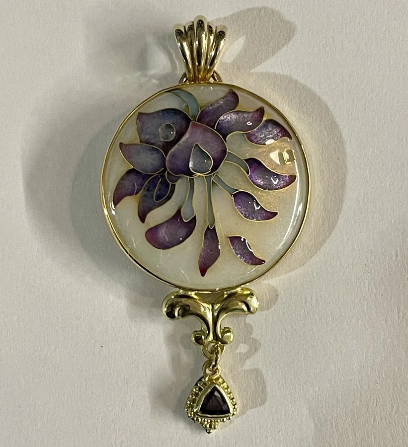 wisteria2.jpg