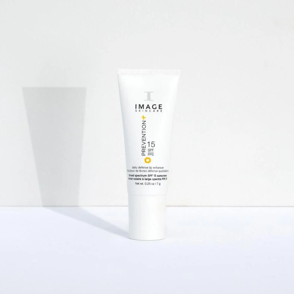 PREVENTION+® daily defense lip enhancer SPF 15