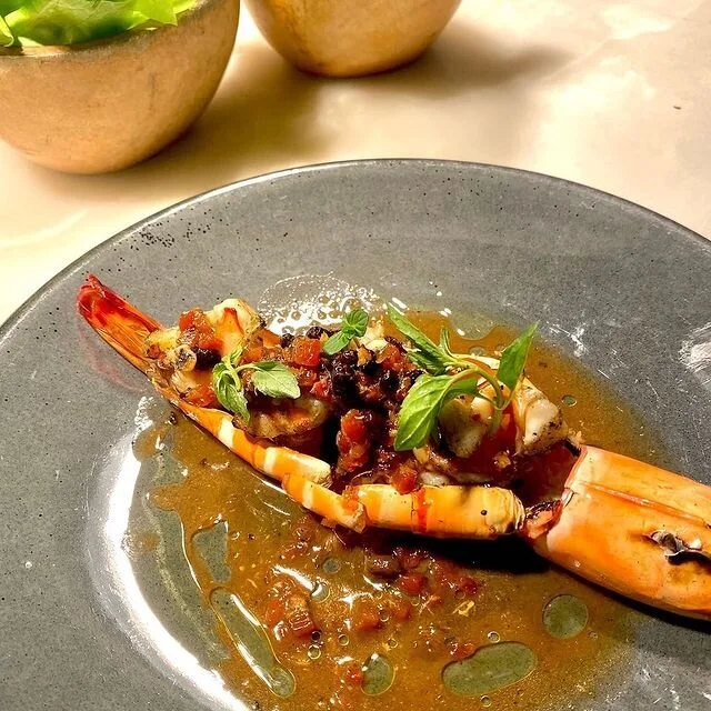 jumbo tiger brawn black bean vinagerette.jpg