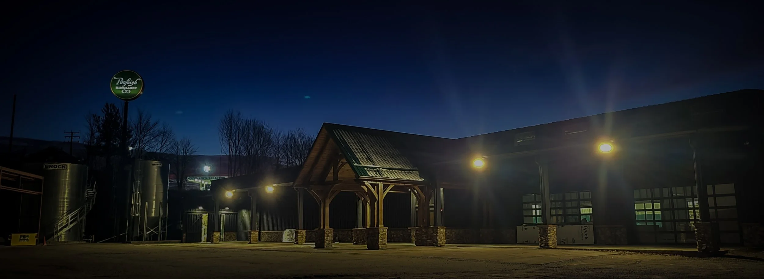 ponfeigh exterior.jpg