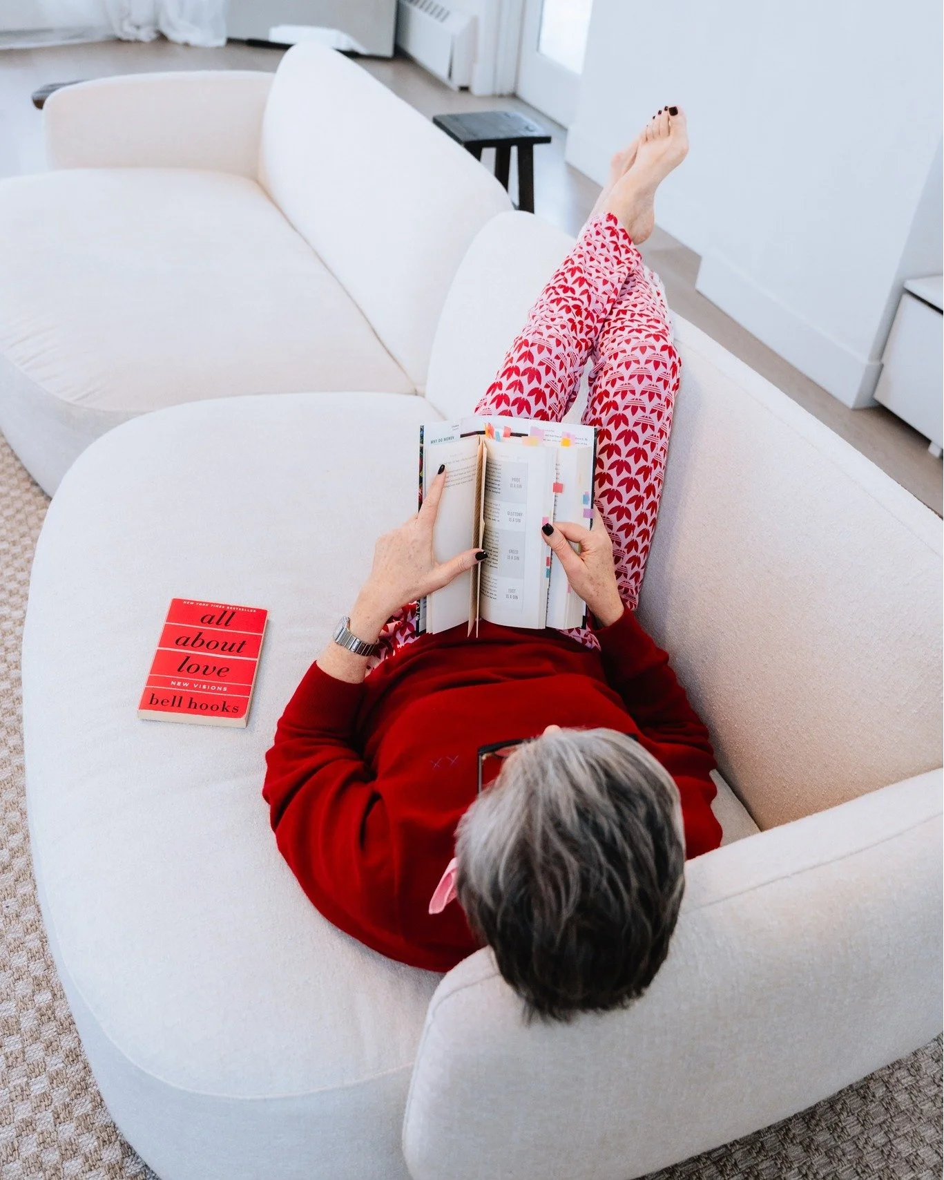 My business started on the bed in my guest room. Stickies covered the walls. 

I want to create the deepest impact on women. I want to educate you by sharing my knowledge and the stories of my lived experience,  I want you to feel empowered and recon