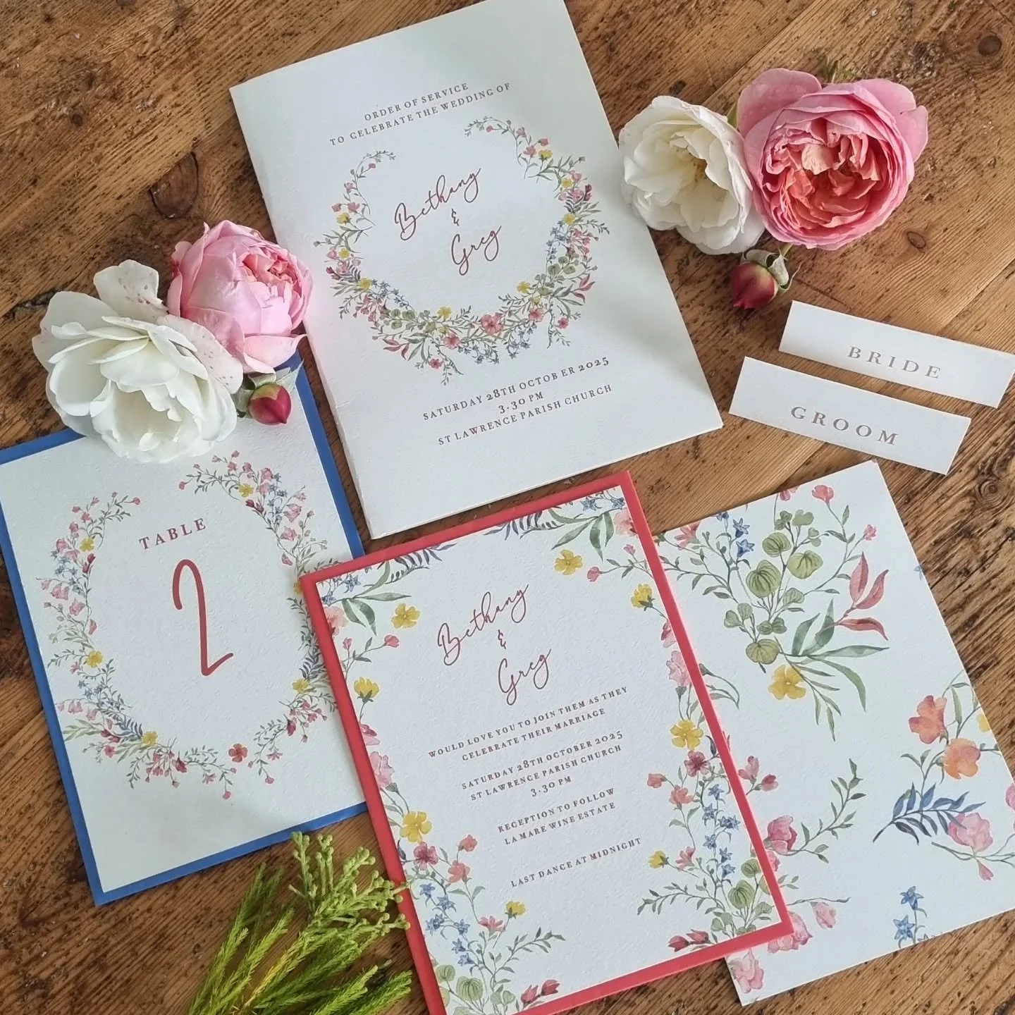 I'm here to help, planning and organising your wedding stationery so you don't have to 🥰
www.maisiemoodesigns.co.uk