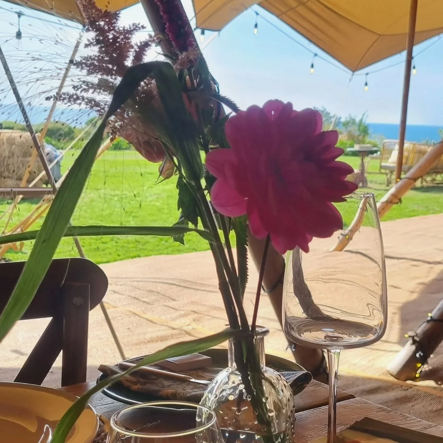 What  a stunning day and venue at Bayview yesterday for Rachel and Jack. Huge congratulations on your wedding! Beautiful summer flowers, tipi elegance and views to remember forever ❤️ 
Supplier shout outs:
Marquee @jerseytipi_
Catering @binneyandbo