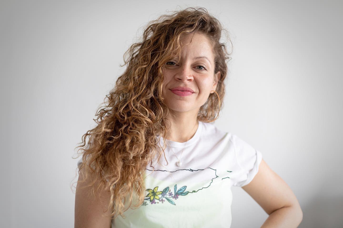 Mónica Félix, Fundraises for Puerto Rico’s Educamos Donde Sea