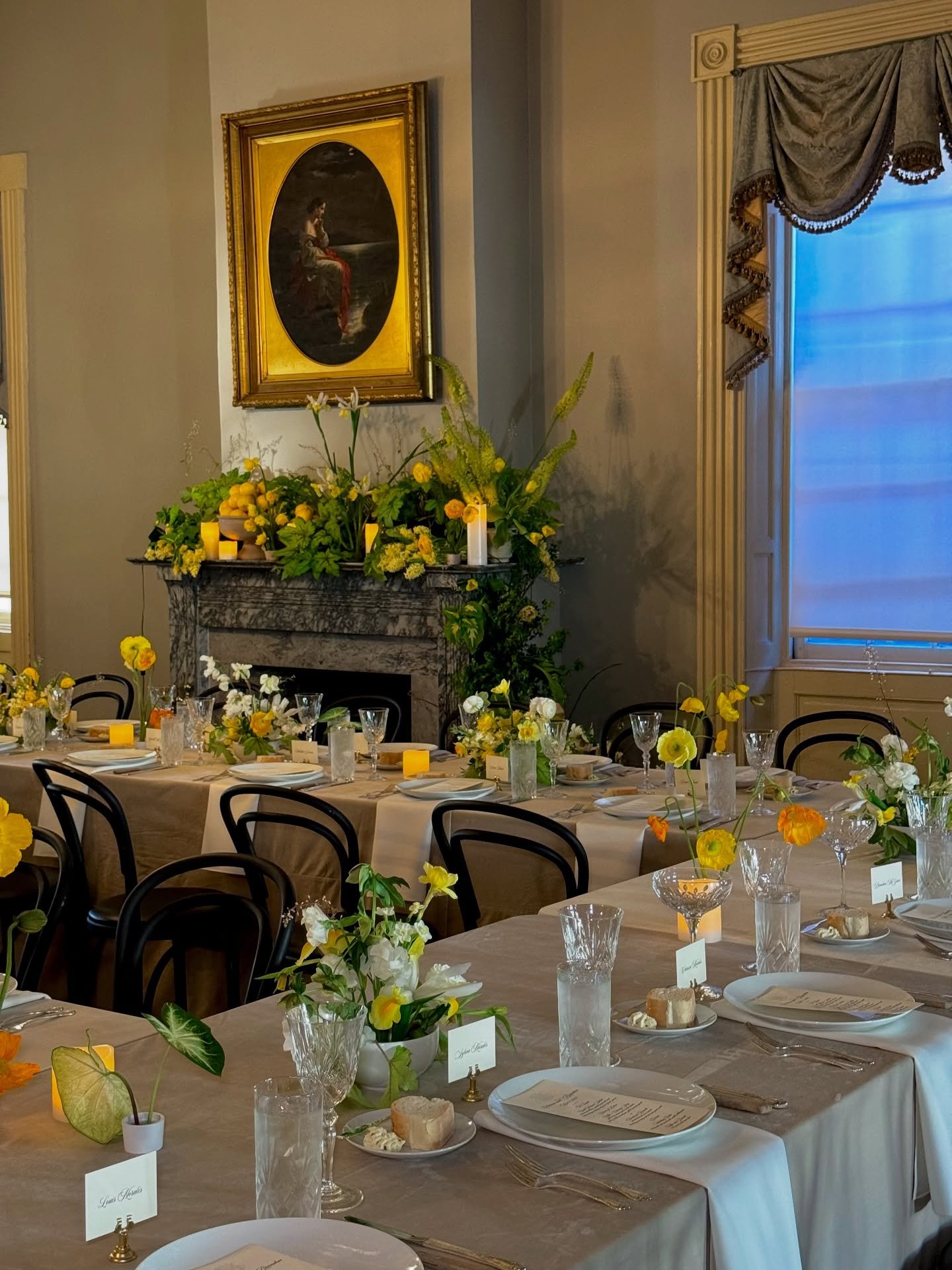 reminiscing on these beautiful yellow touches 🌼

Couple | @_clarissamorales &amp; @brew_mcgurer 
Planner | @natashaleighevents 
Photographer | @januaryskies 
Content creator | @eversocandid 
Florals | @theia_flowers 
Venue | @bkhouse_events 
Cake |
