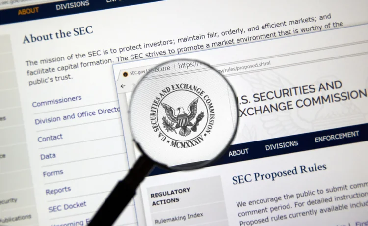 Understanding Form PF Amendments: Implications for Large Hedge Fund  Advisers — AQMetrics