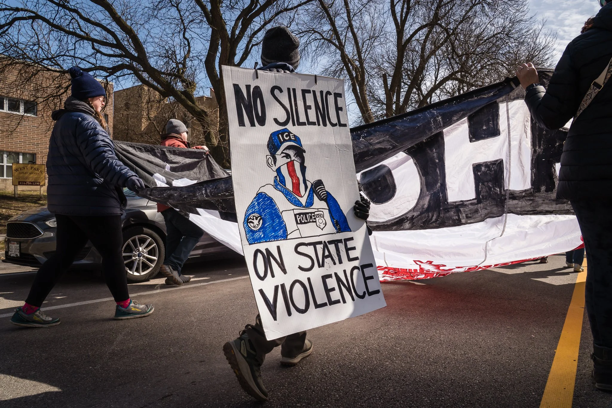 20260328-No Kings Milwaukee Protest-120-EDIT-WEB.jpg