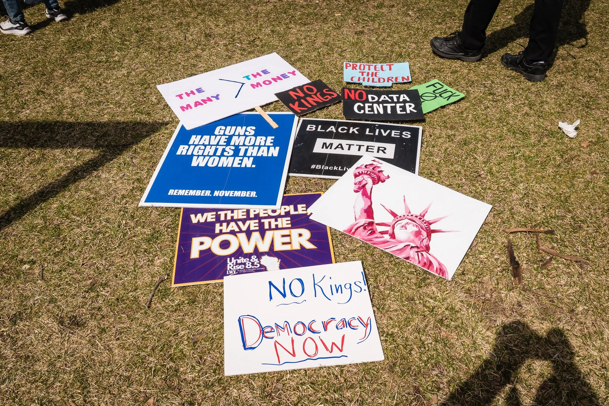 20260328-No Kings Milwaukee Protest-51-EDIT-WEB.jpg