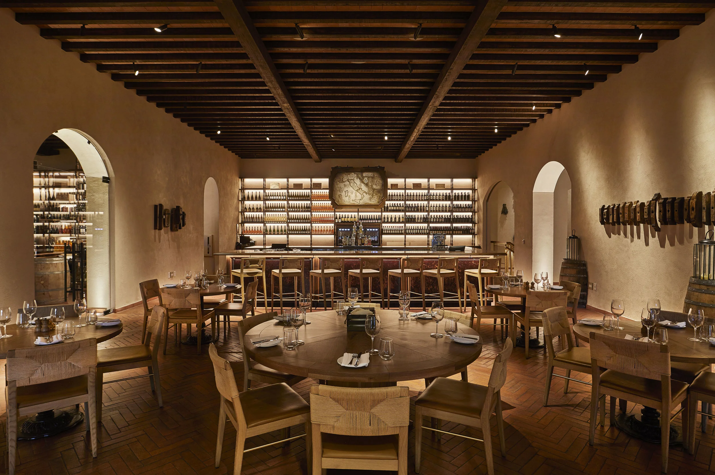 Enoteca-BCC-neue-normal-miami-1.jpg