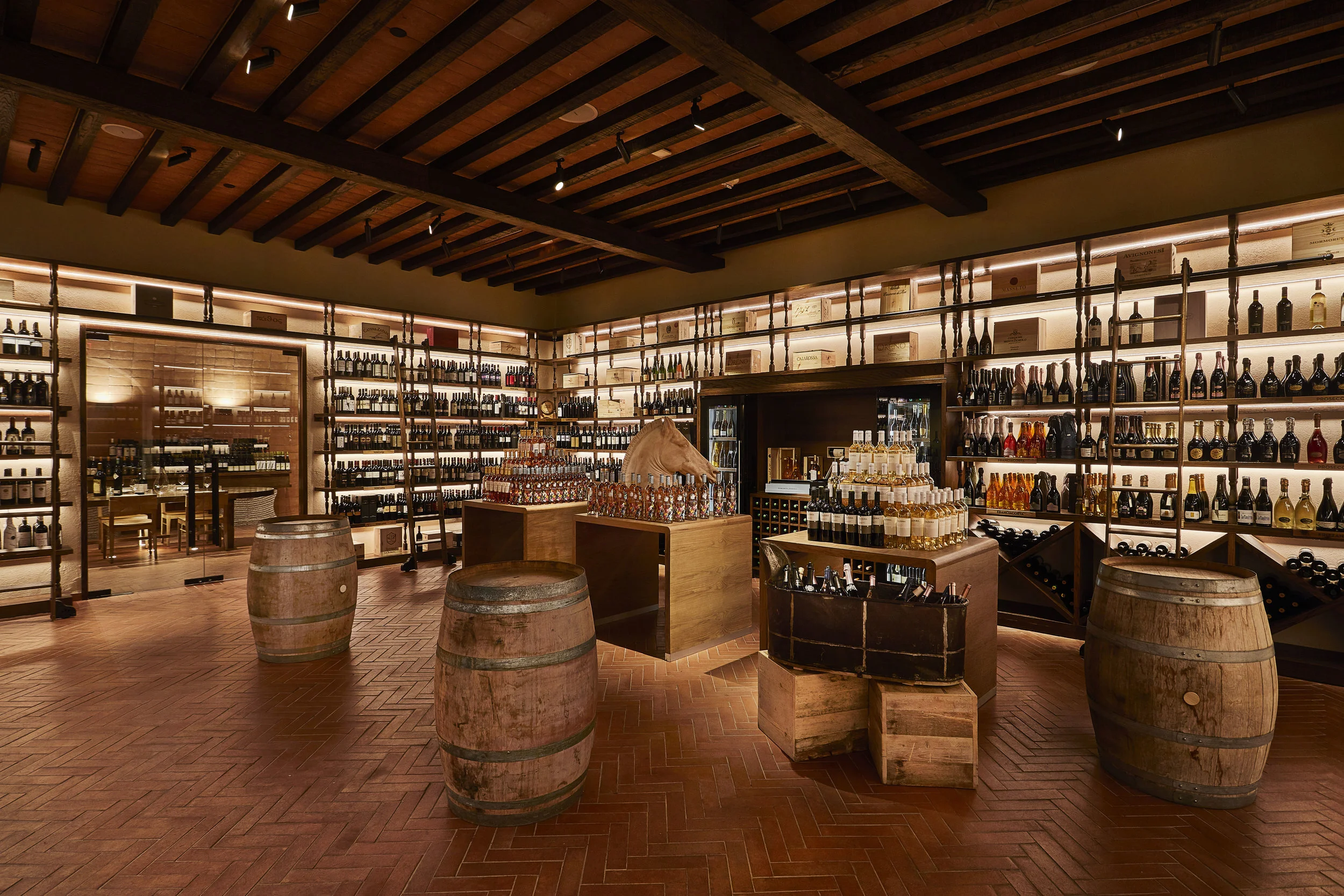 Enoteca-BCC-neue-normal-miami-4.jpg
