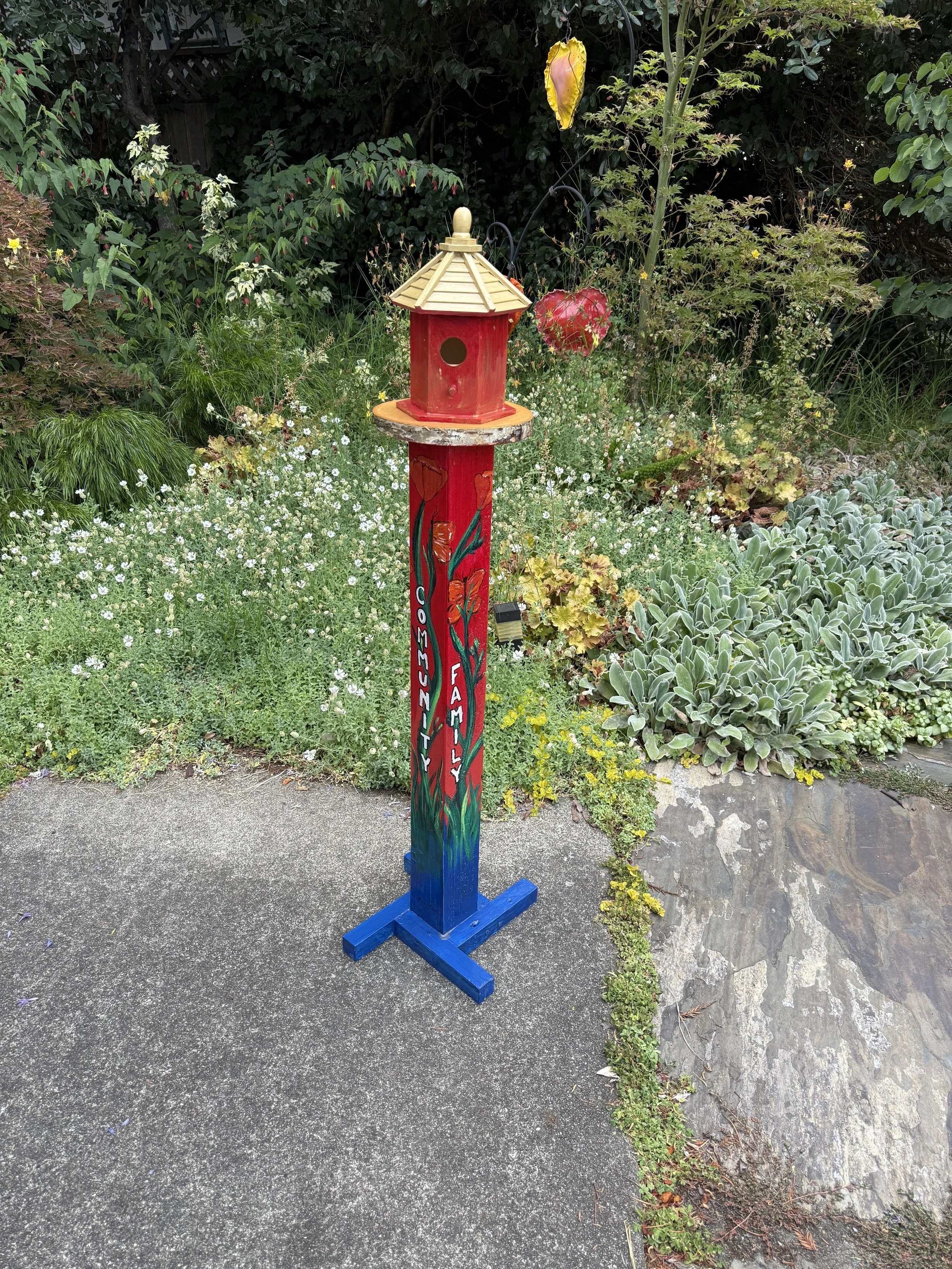 4' Arts Birdhouse-3.JPG