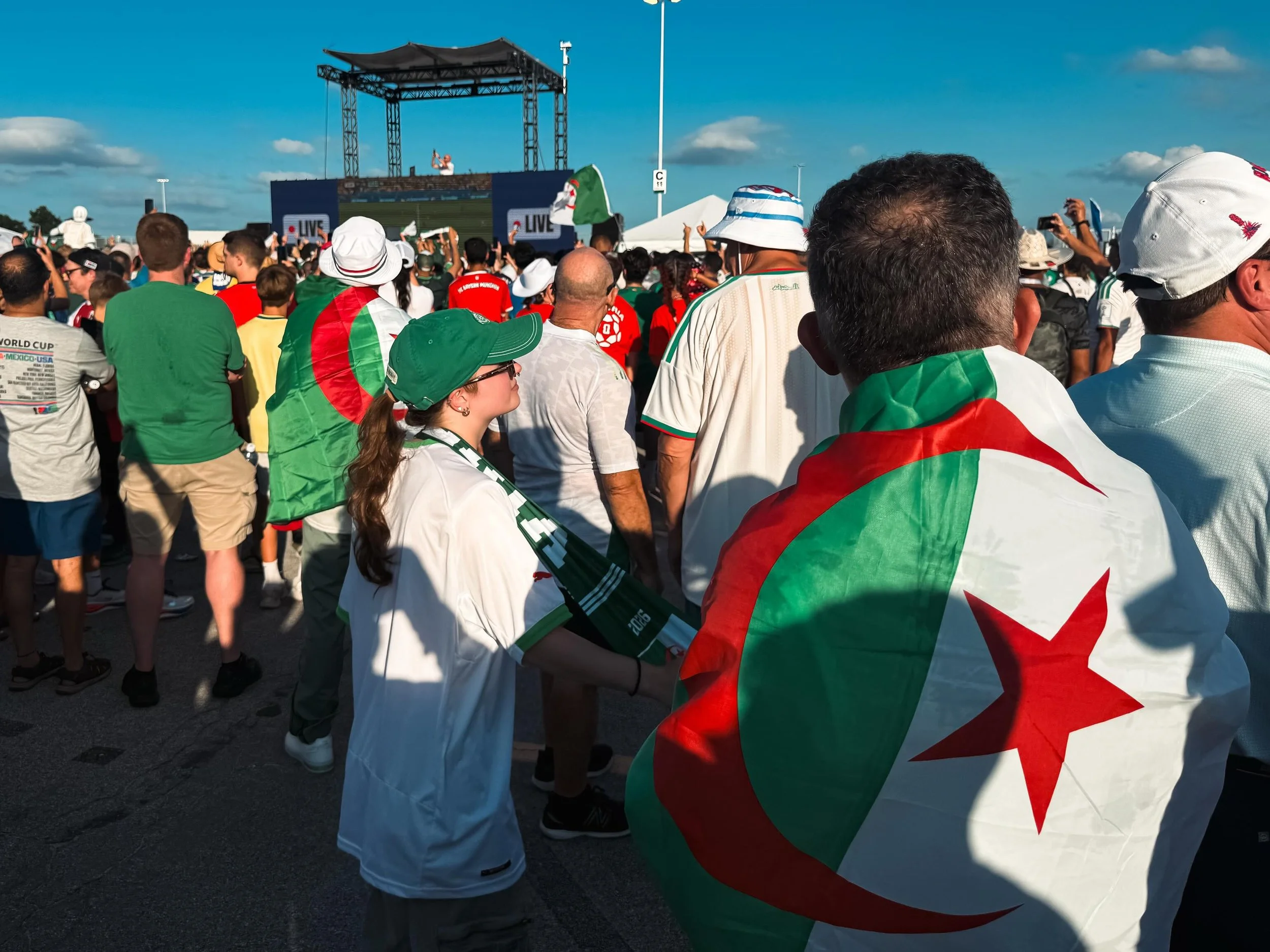 What a match! What a weekend. Even better with Algerian friends and an extraordinary ending that left everyone feeling joyful. 

#worldcup2026 #algeria