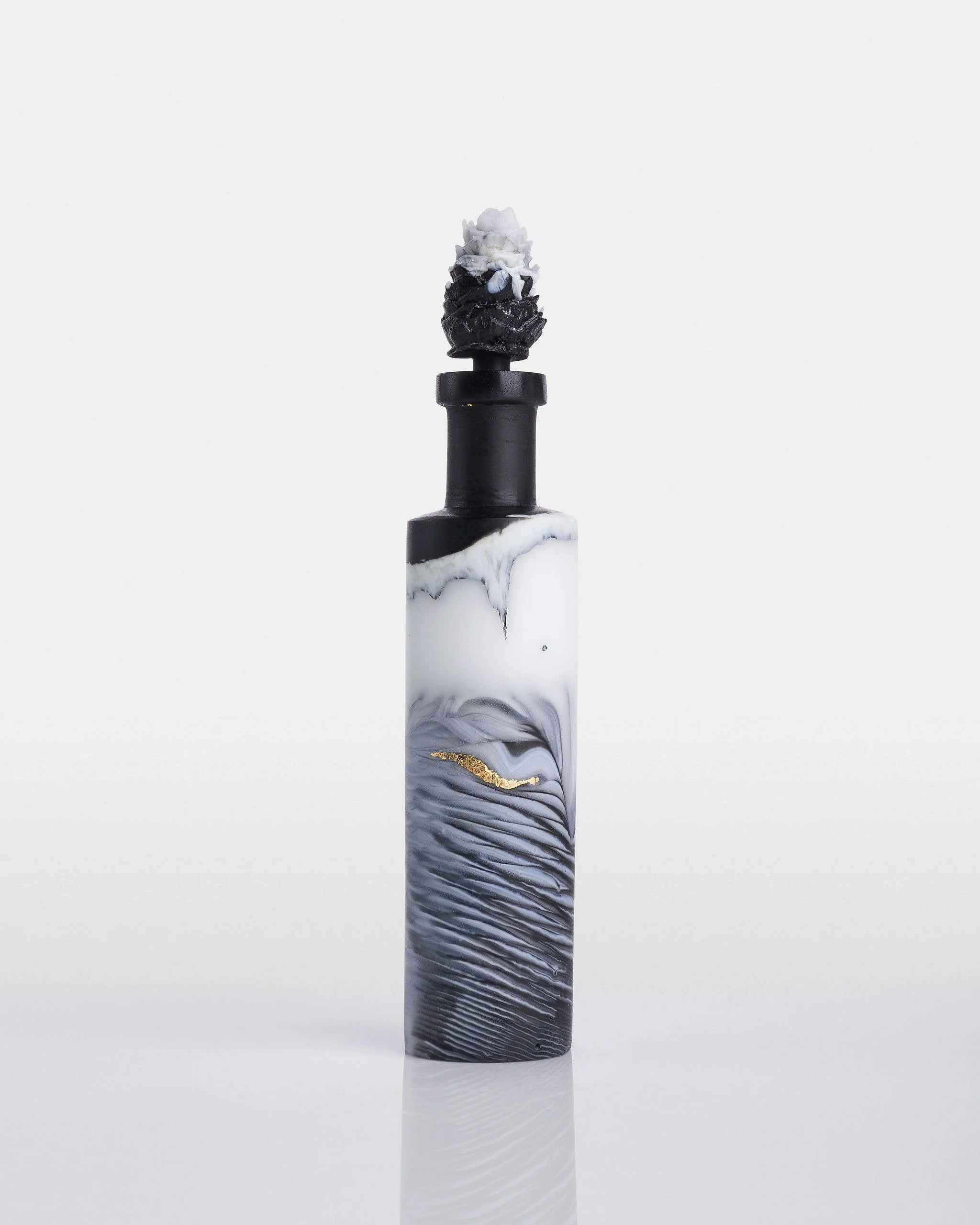 Fir Cone Bottle. Cast glass bottle with gilding and a removable cast fir cone stopper.
New work to be shown at my solo show @ruthincrafts - one month to go.
So very excited. It's a dream come true to exhibit at this wonderful gallery.
Stephen Heaton 