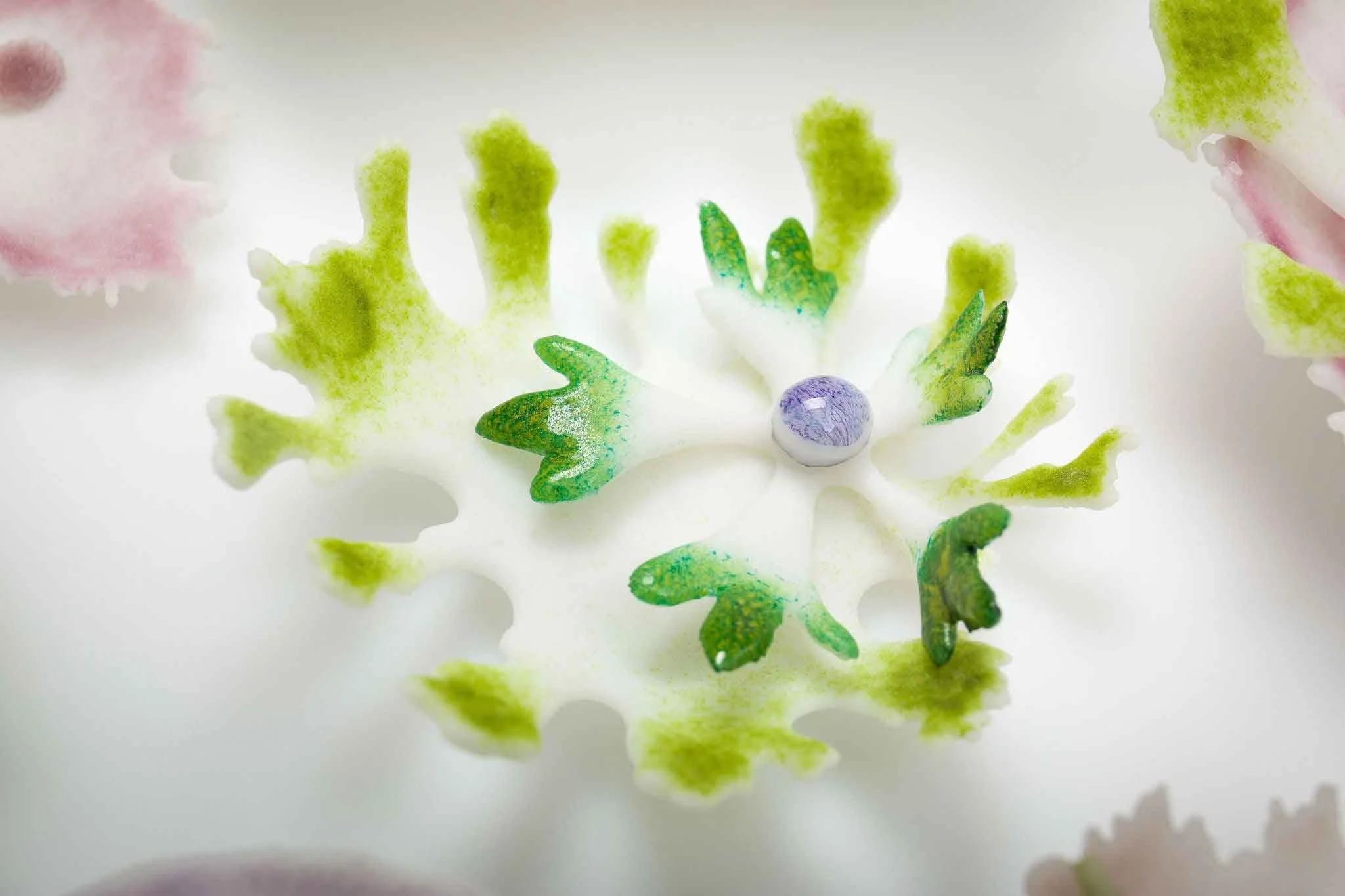 Verity-Pulford-Available-work-Spring-Large-Glass-Wallpiece-Installation-5.jpg