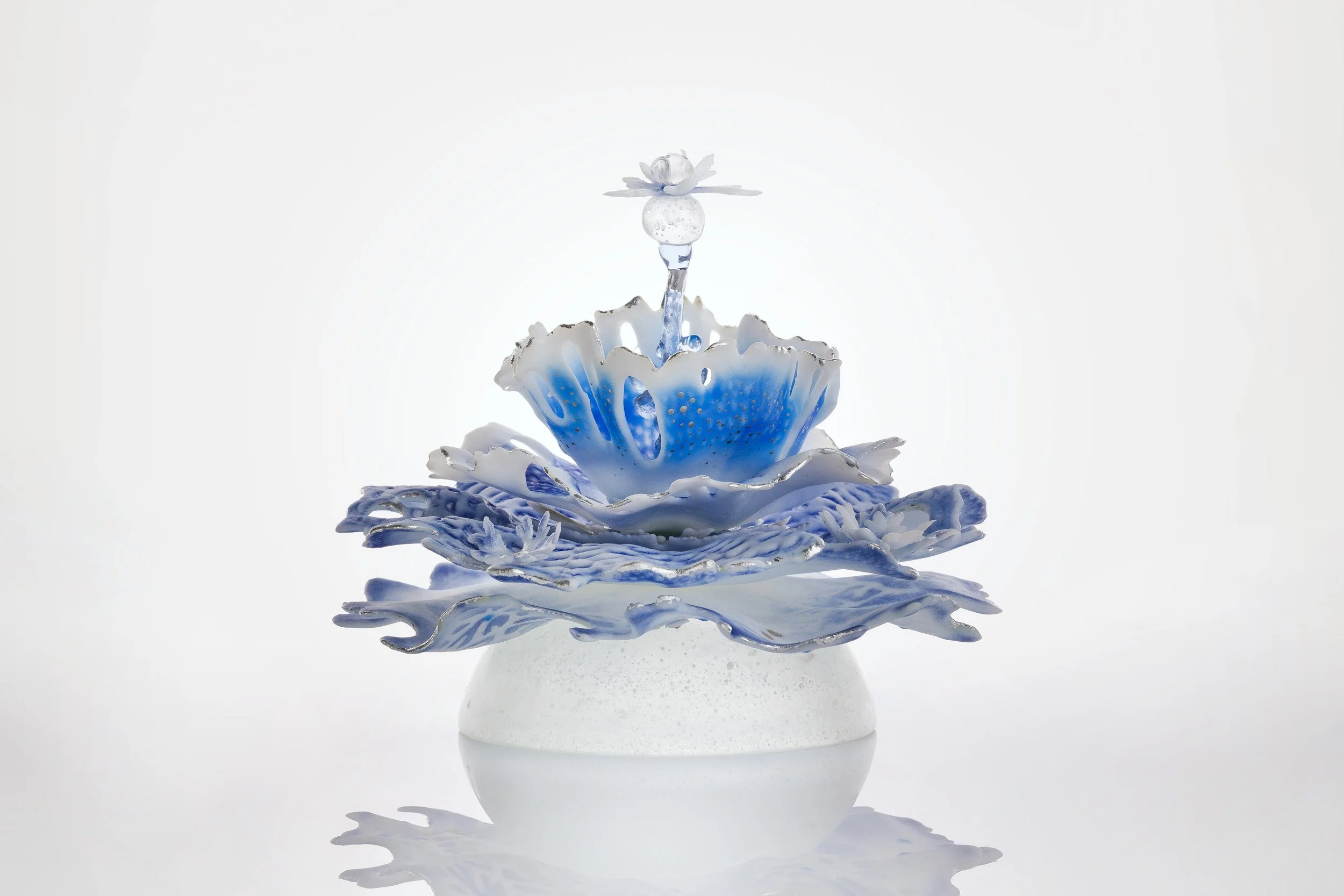 Verity Pulford Sealight Flower cast and pate de verre glass.jpg