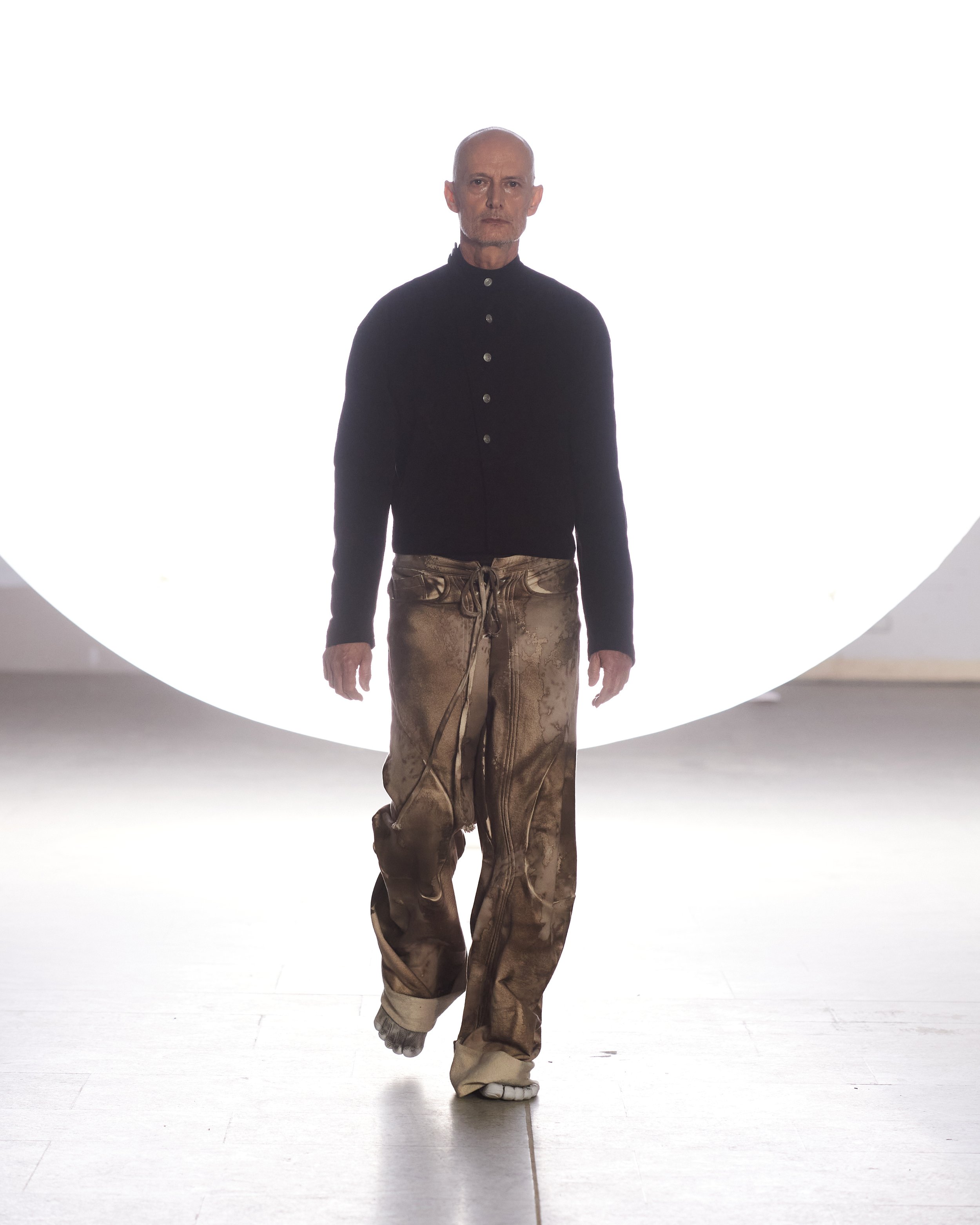 LUEDER_AW24_Look010_by_James Cochrane_for_BFW.jpg
