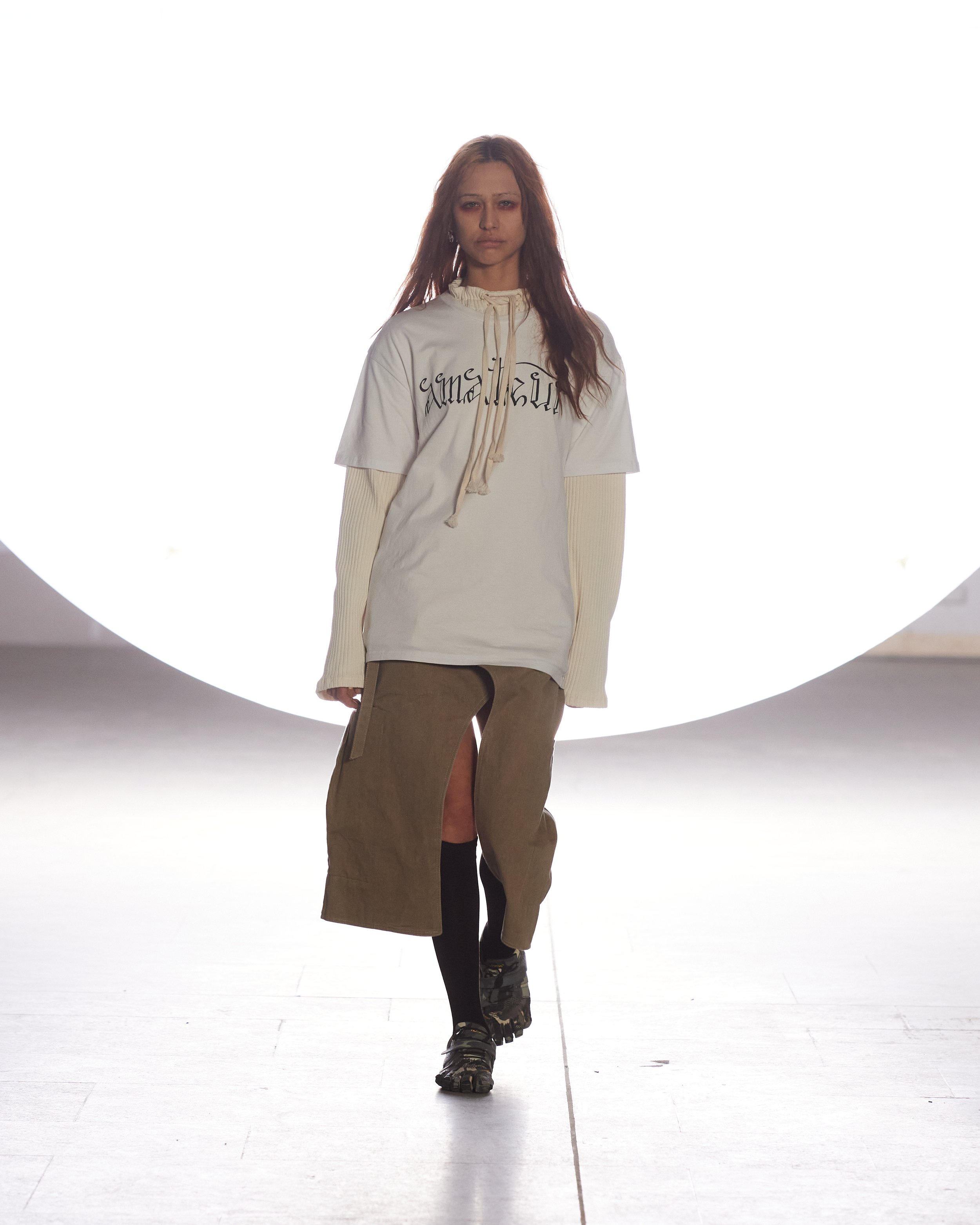 LUEDER_AW24_Look020_by_James Cochrane_for_BFW.jpg