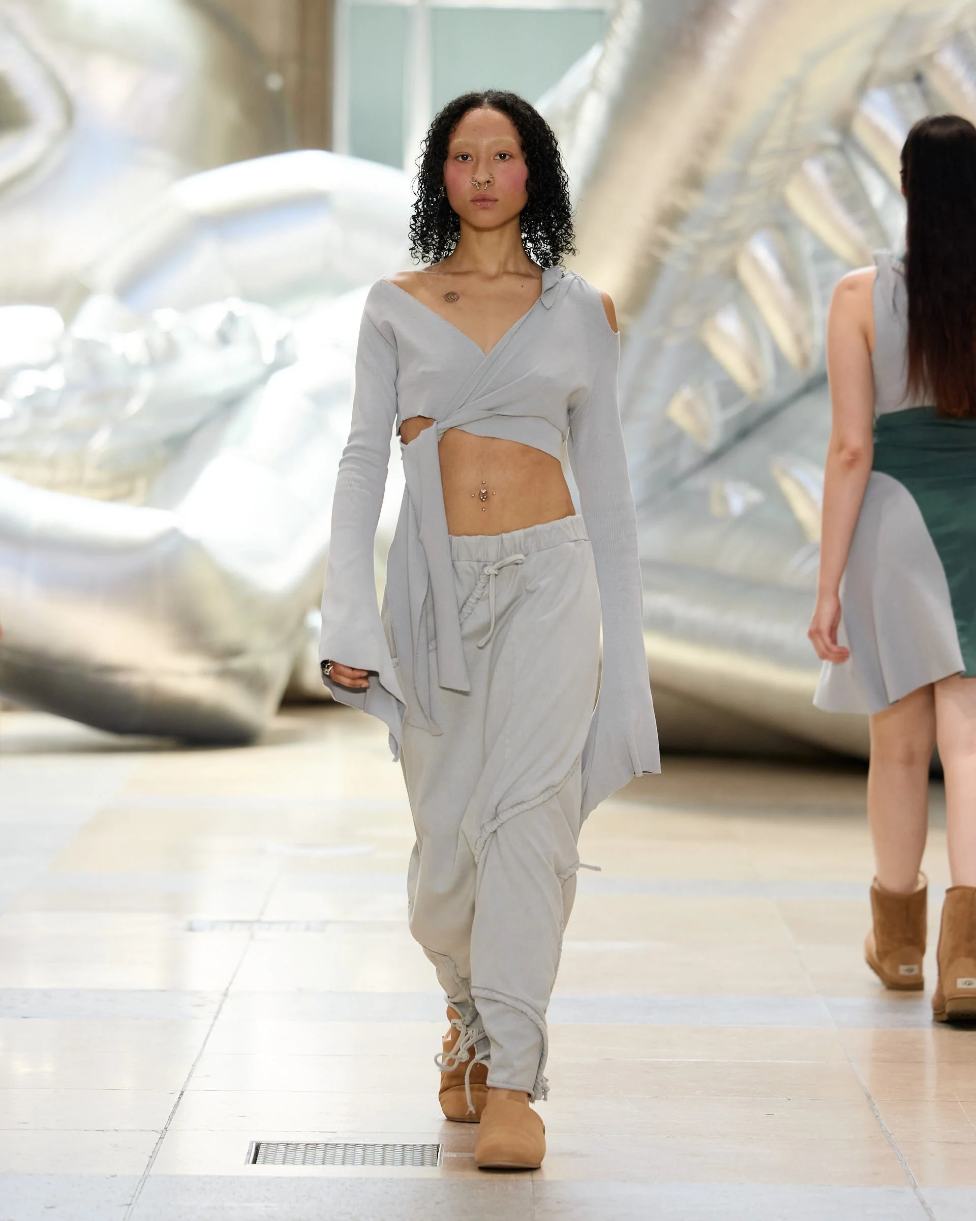 LUEDER_SS26_Runway19_by_Finnegan-Koichi-Godenschweger_for_BFW_insta.jpg