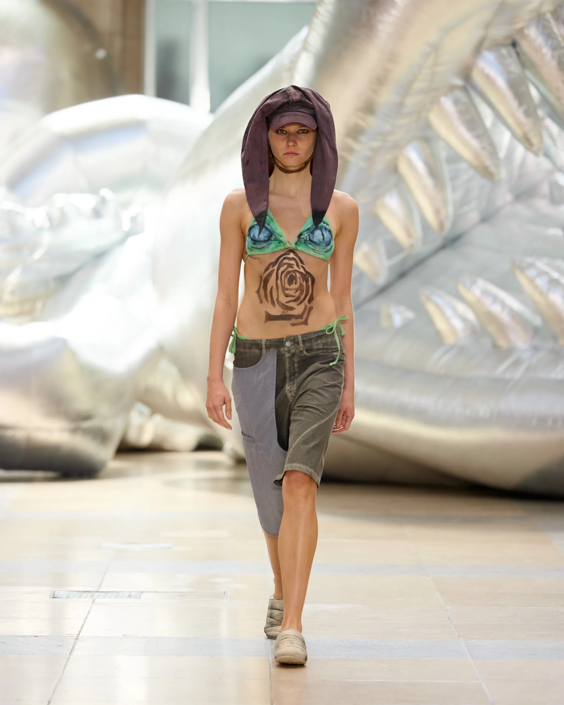 LUEDER_SS26_Runway23_by_Finnegan-Koichi-Godenschweger_for_BFW_insta.jpg