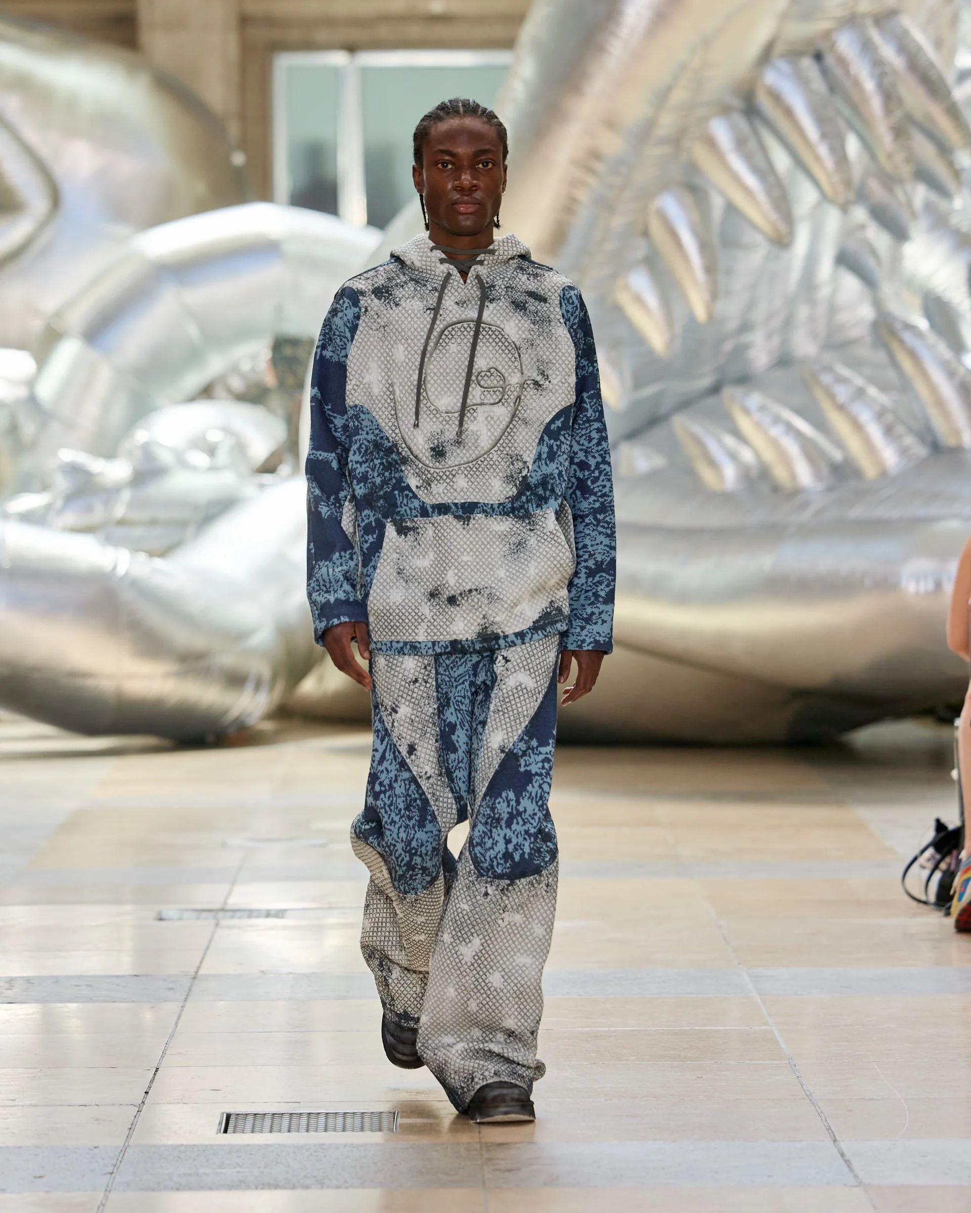 LUEDER_SS26_Runway30_by_Finnegan-Koichi-Godenschweger_for_BFW_insta.jpg