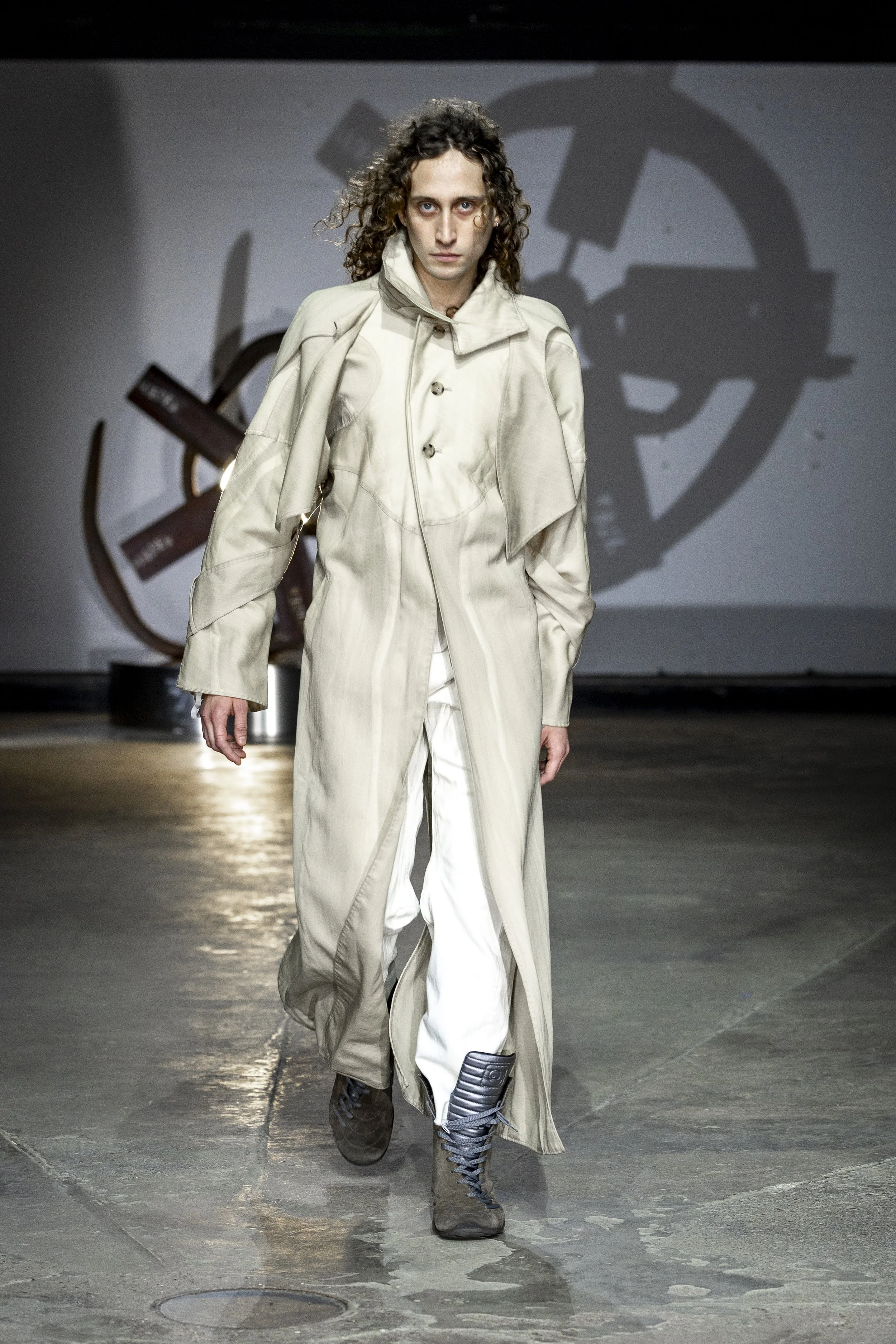 Lueder_AW26_Show V4012.JPG