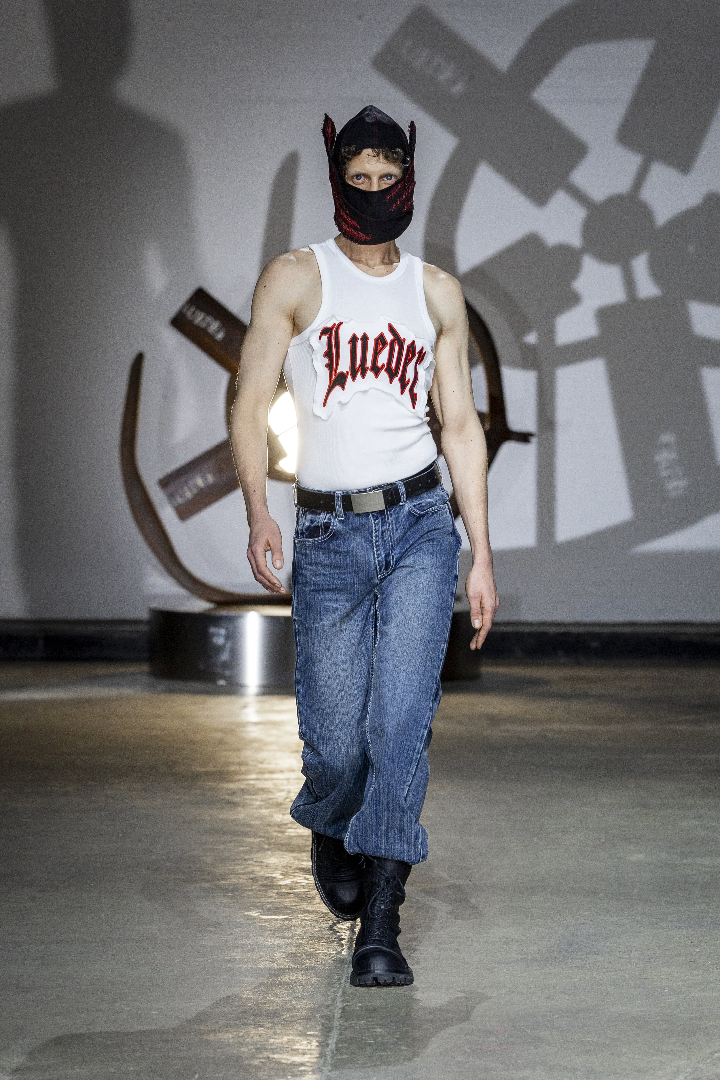 Lueder_AW26_Show V4020.JPG