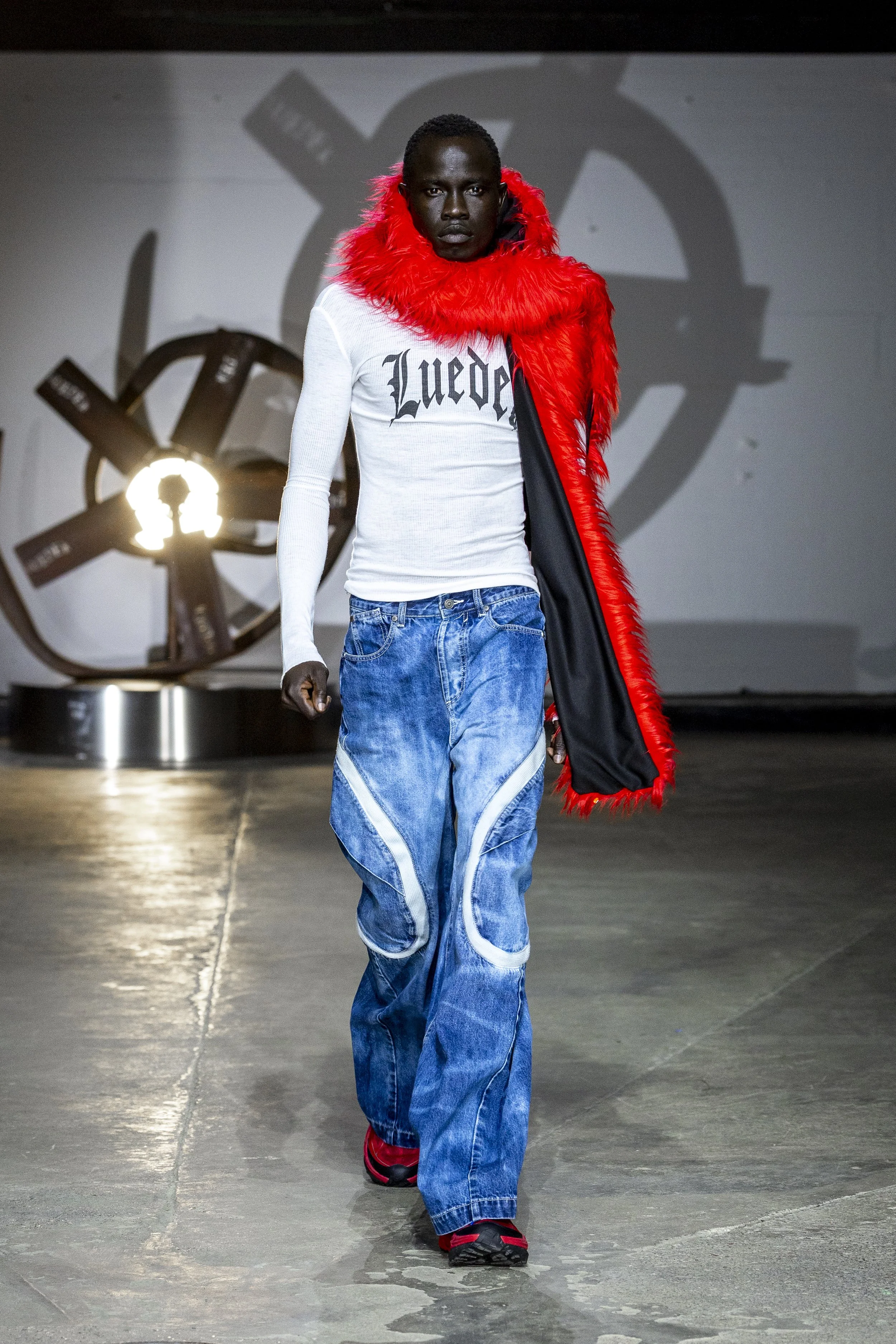 Lueder_AW26_Show V4022.JPG
