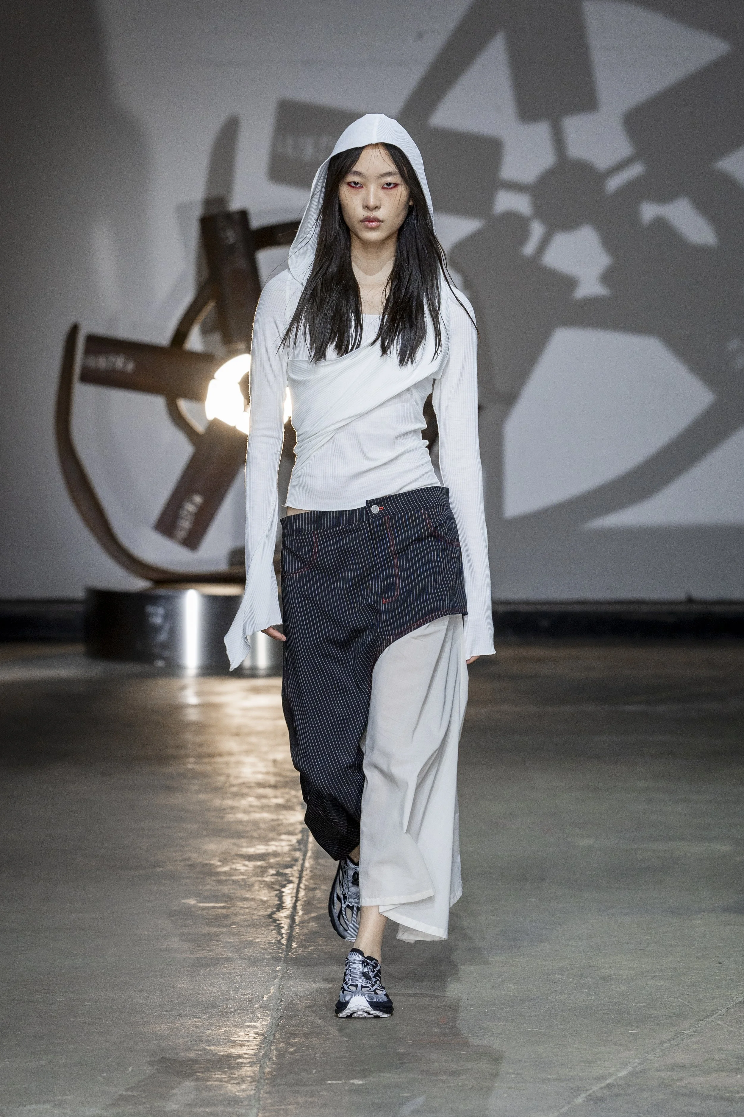 Lueder_AW26_Show V4028.JPG
