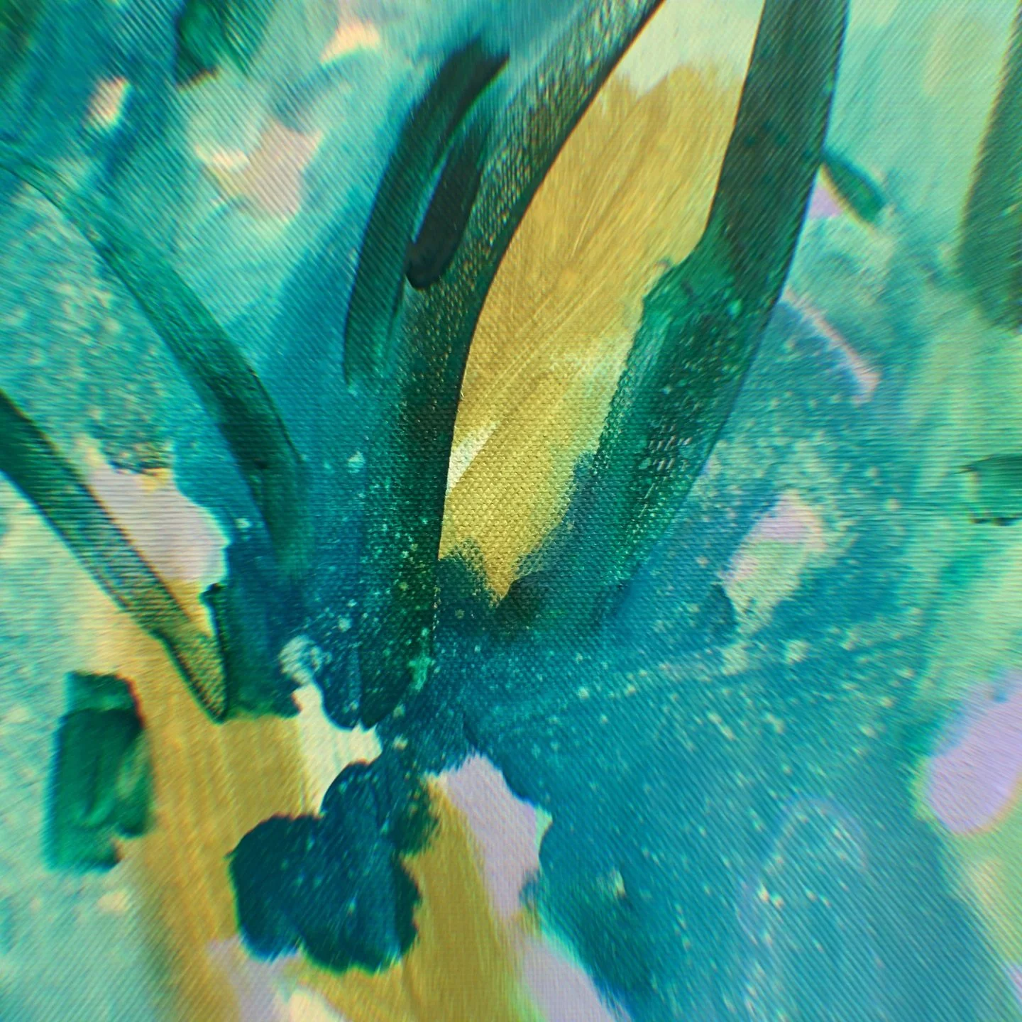 I&rsquo;ve been thinking a lot lately about the value of art. Not just visual art, but poetry, books, music, dance&hellip; and the way it brings us back to our core, makes us reflect, contemplate, wonder, move, feel, connect. 

I can be so far away f