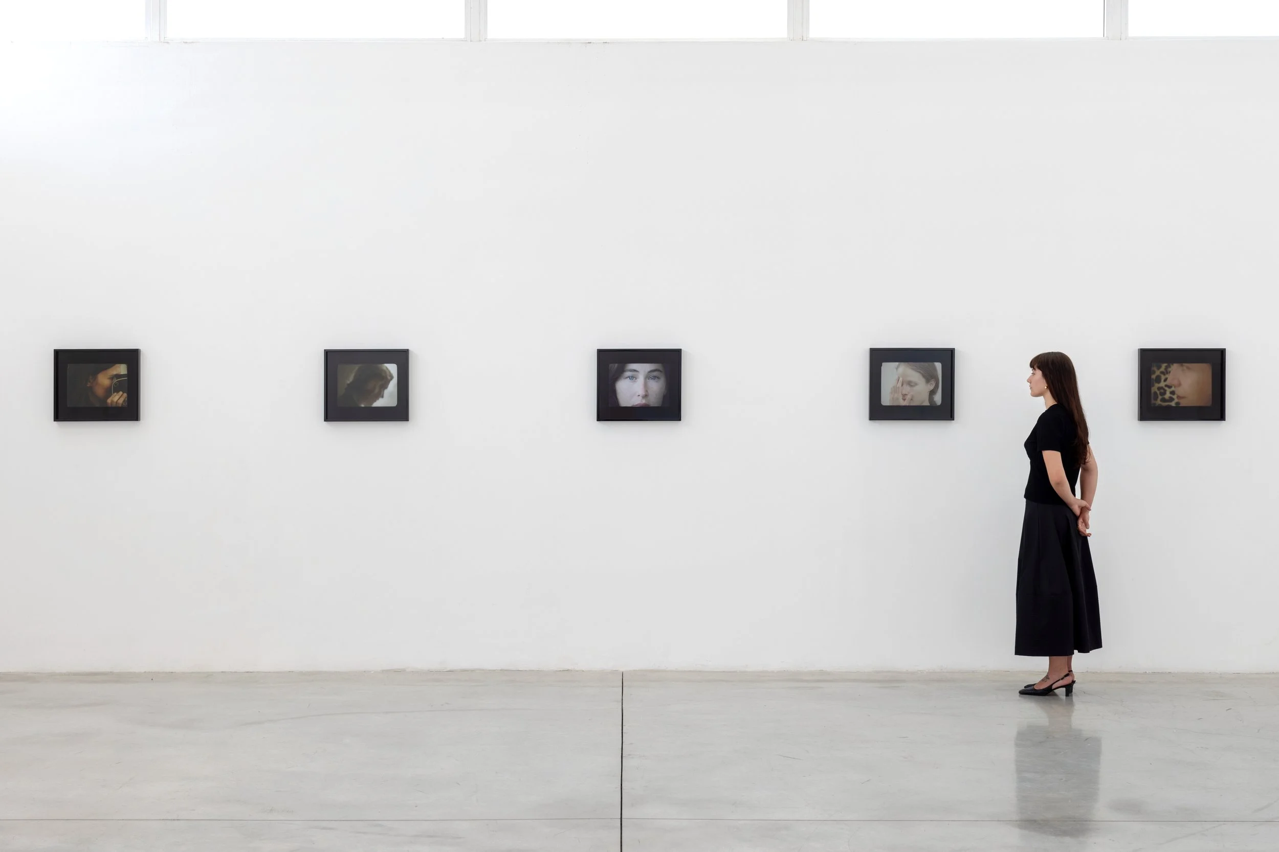Installation view, LUMIÈRE, Alon Segev Gallery, 2025. Photo: Elad Sarig