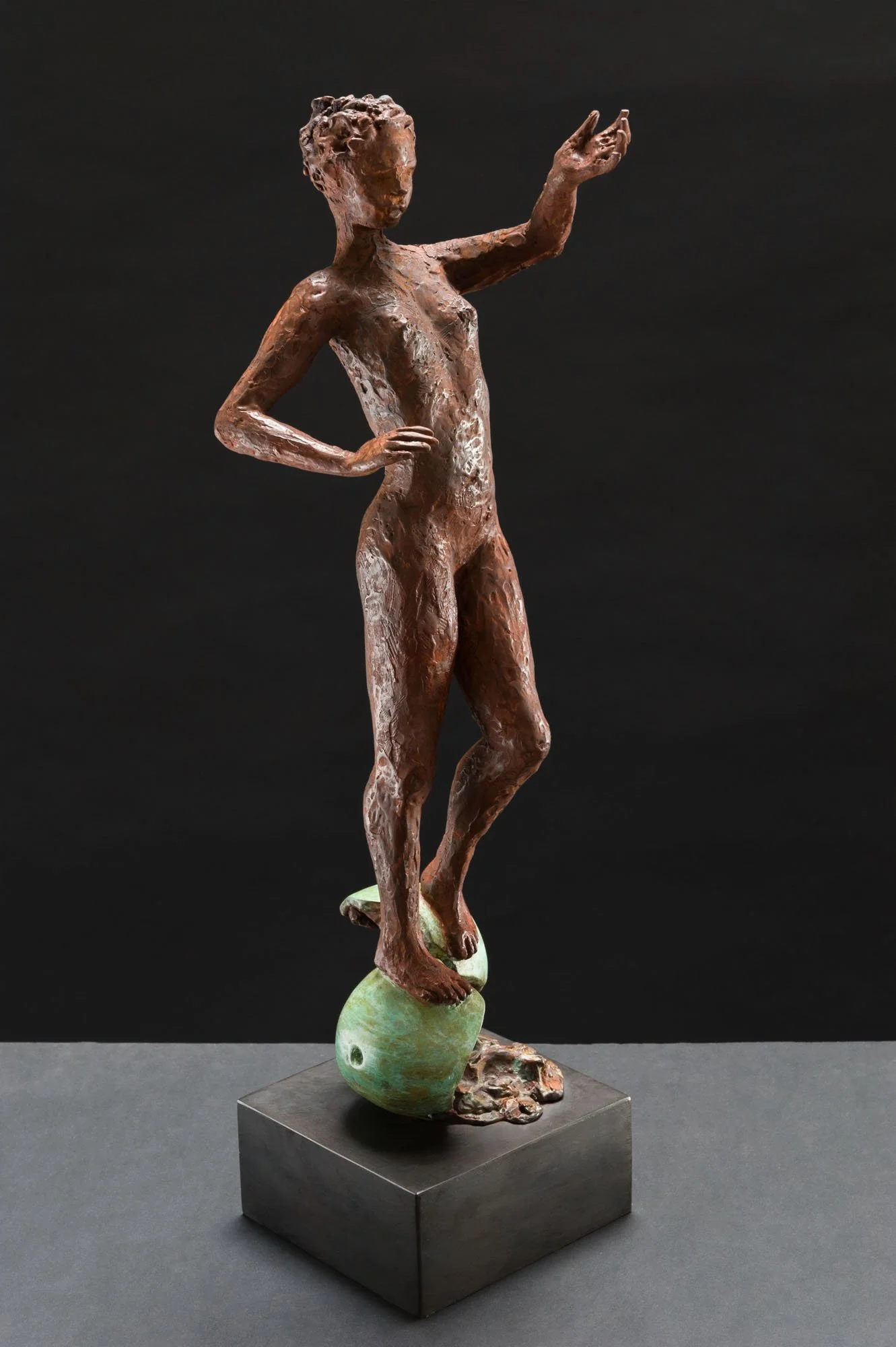 Sigalit Landau, Tuppence a Bag, 2026, Bronze