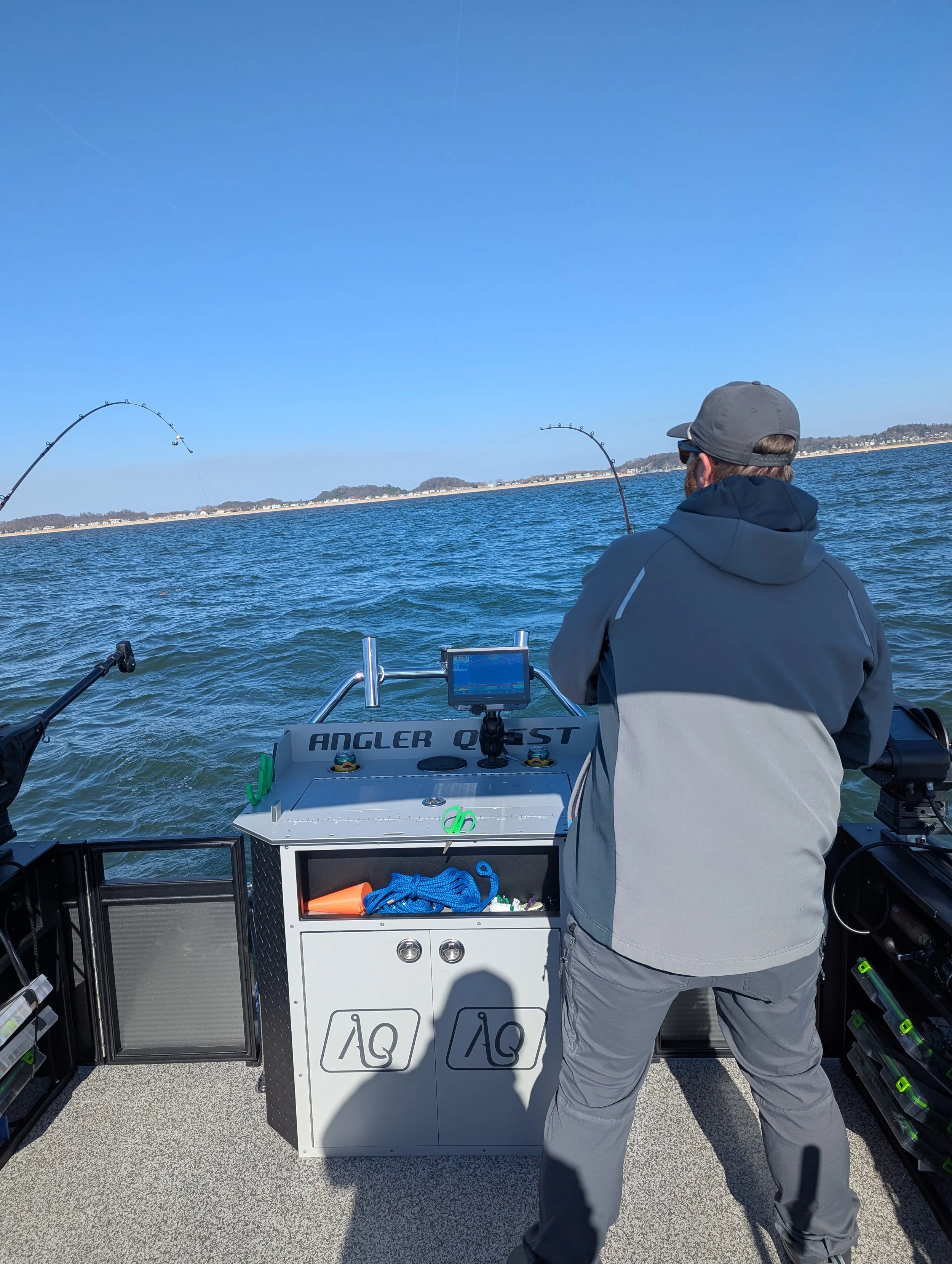 Angler Quest Pontoon