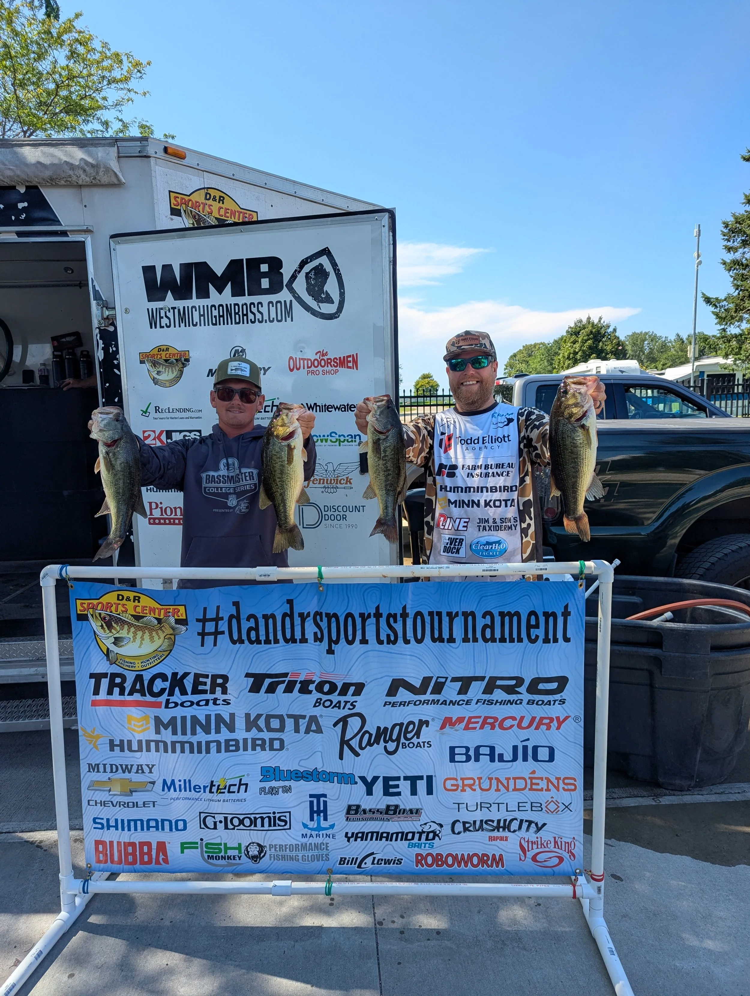DandR SPorts tournament Muskegon Lake largemouth bass