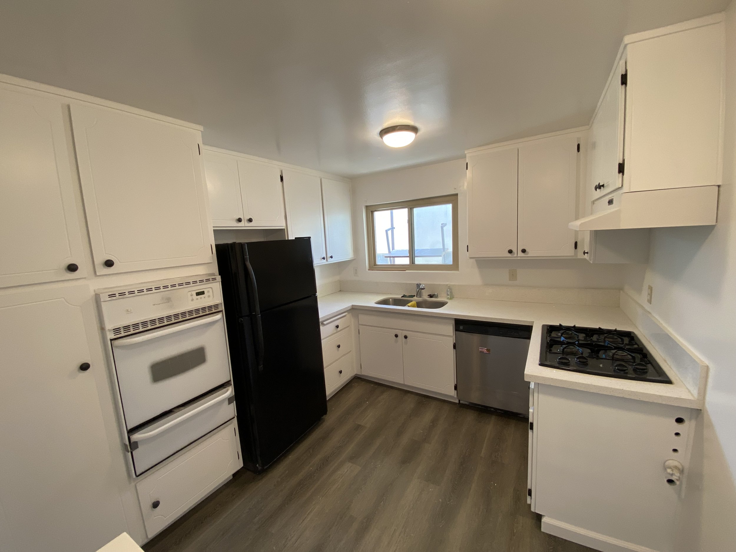 Extra kitchen pic.jpg