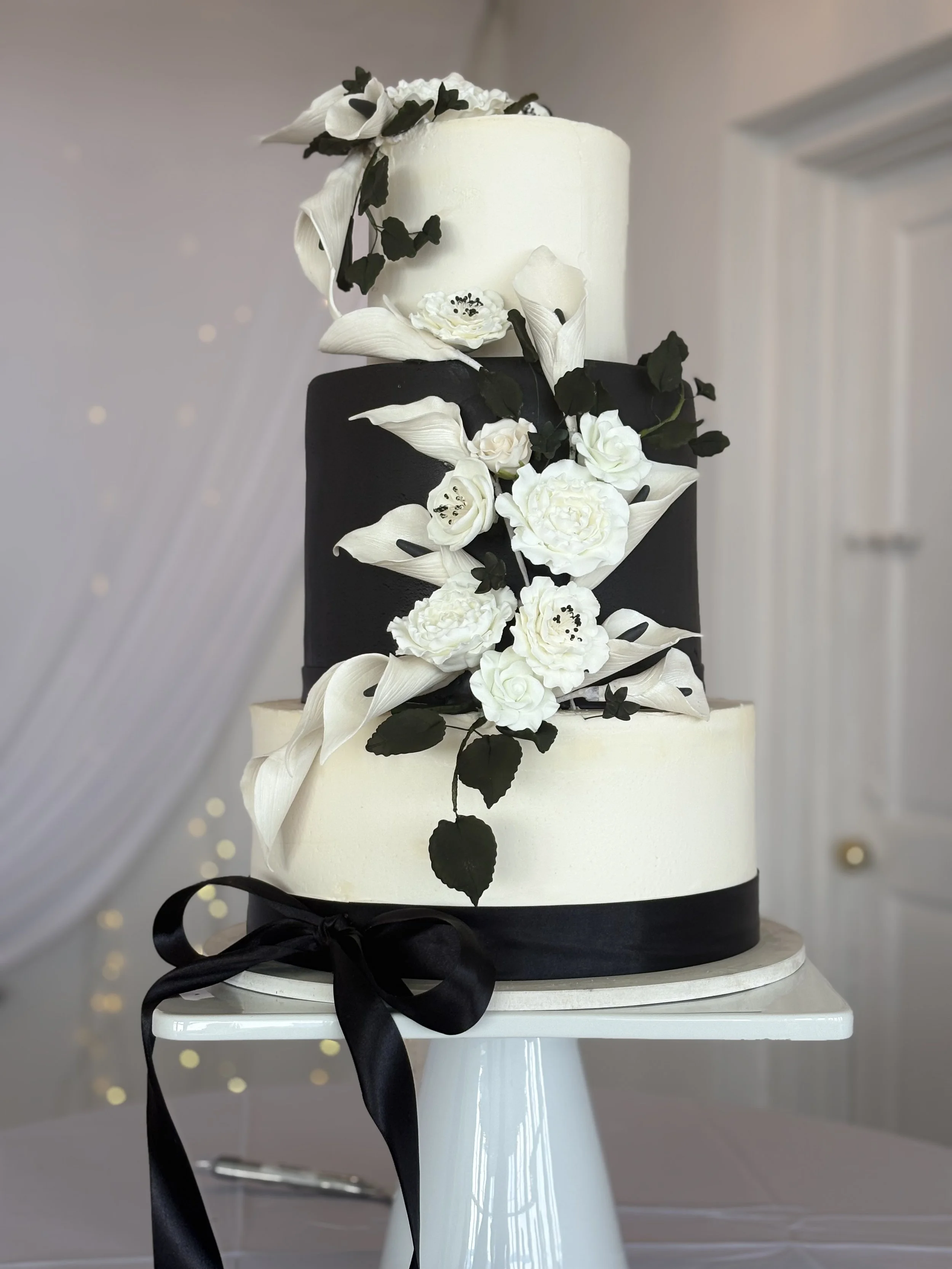 Modern Black and White with Sugar Flowers