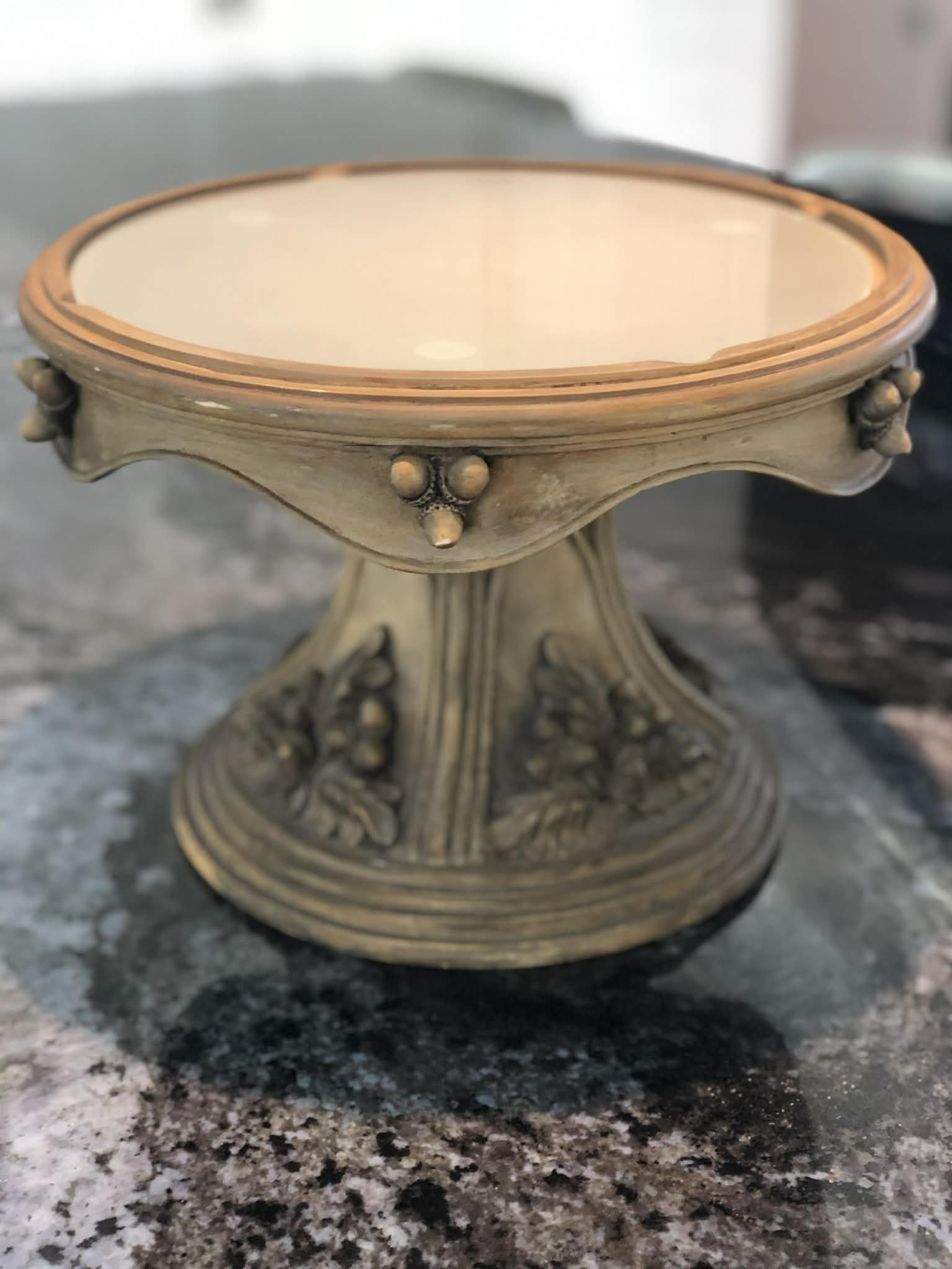 Aged gold "acorn" stand, for a two tier cake.