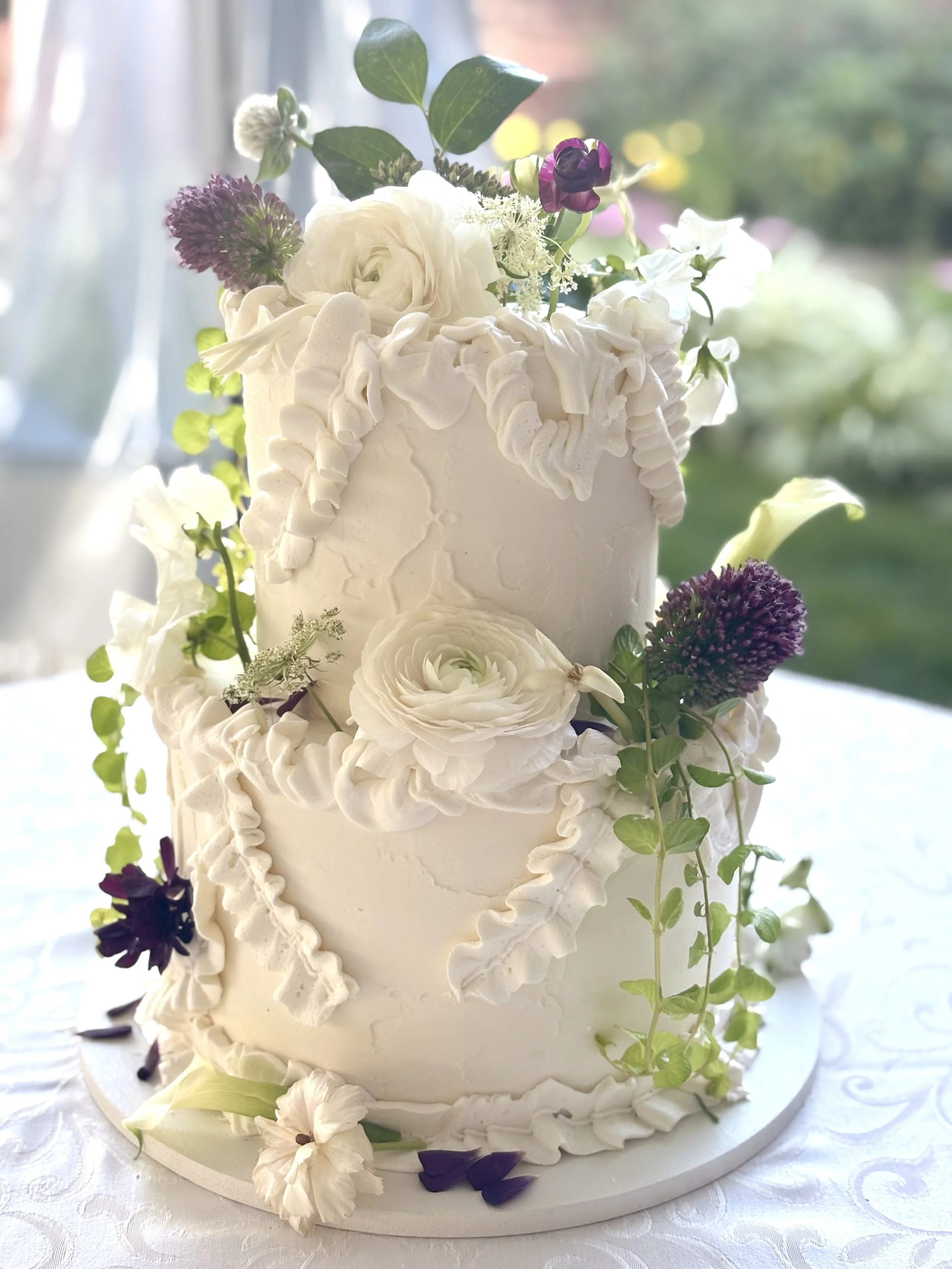 Billowy Buttercream Casual Style