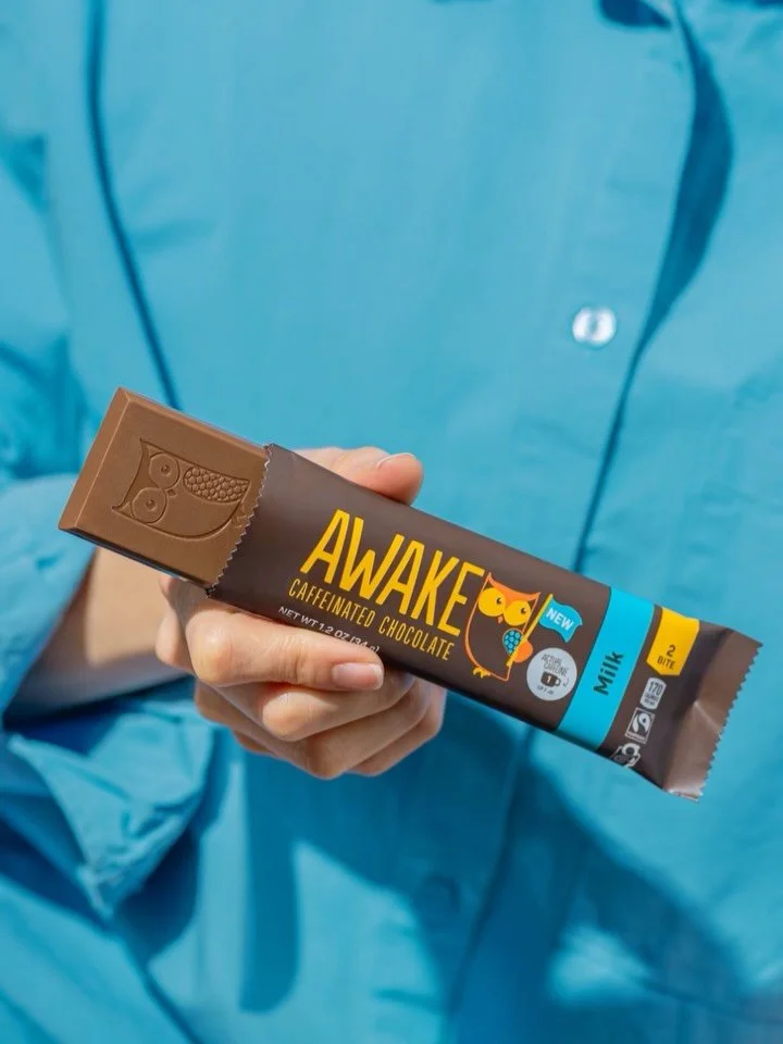 Awake gave their chocolate bars a fresh look this year, so they needed new product shots. Raw image, Lightroom, then Photoshop: here&rsquo;s how it came together.

Styling, props, hand modeling, photography, editing: @galyafanaseva 
Brand: @awakechoc