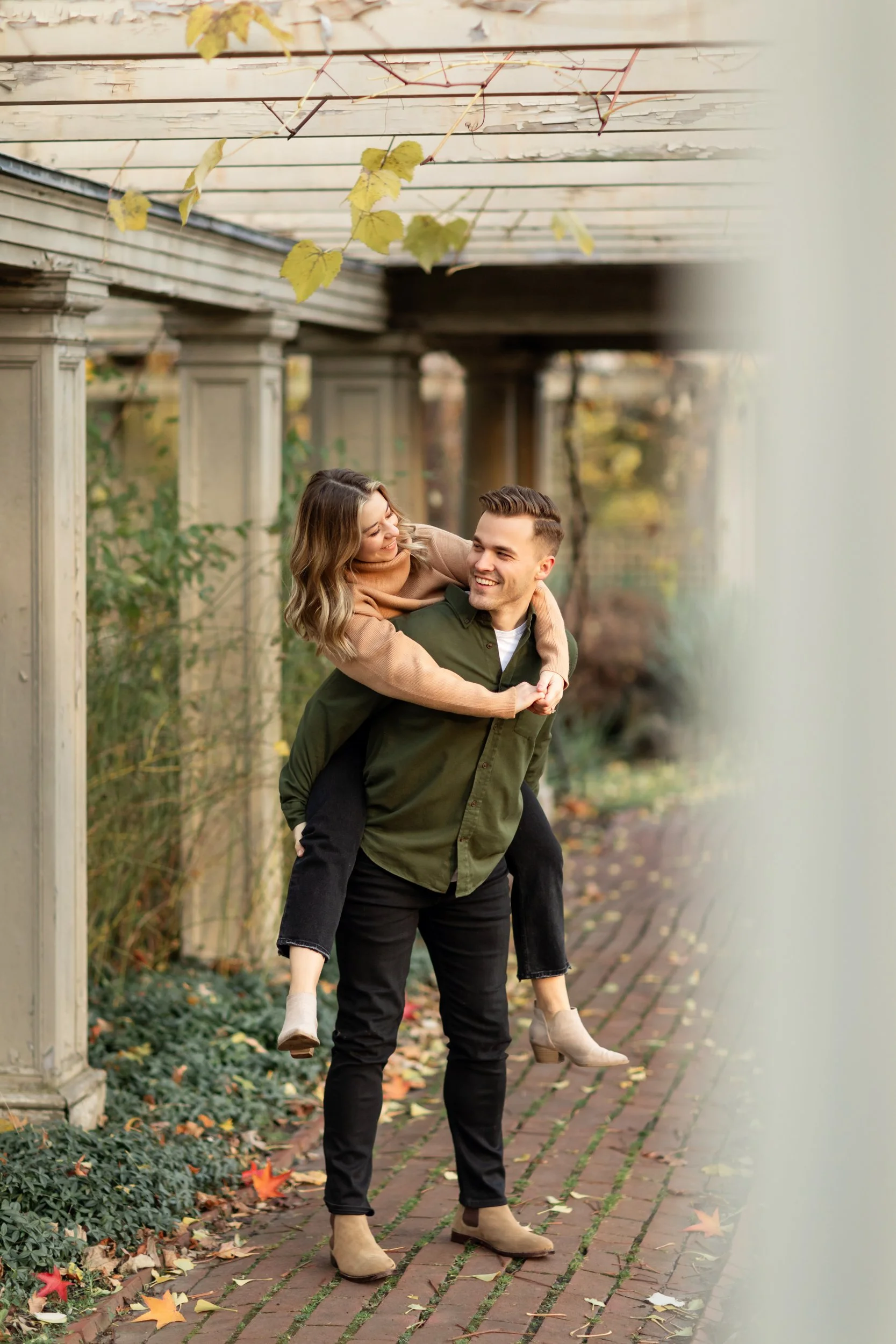 rochester-ny-engagement-photographer-george-eastman-house-engagement-42.jpg