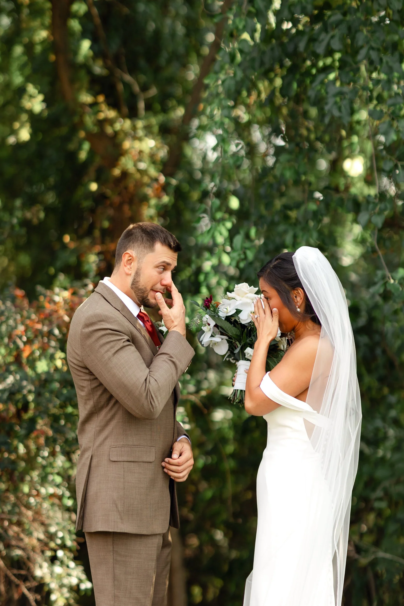 rochester-ny-wedding-photographer-woodcliff-hotel-wedding-12.jpg